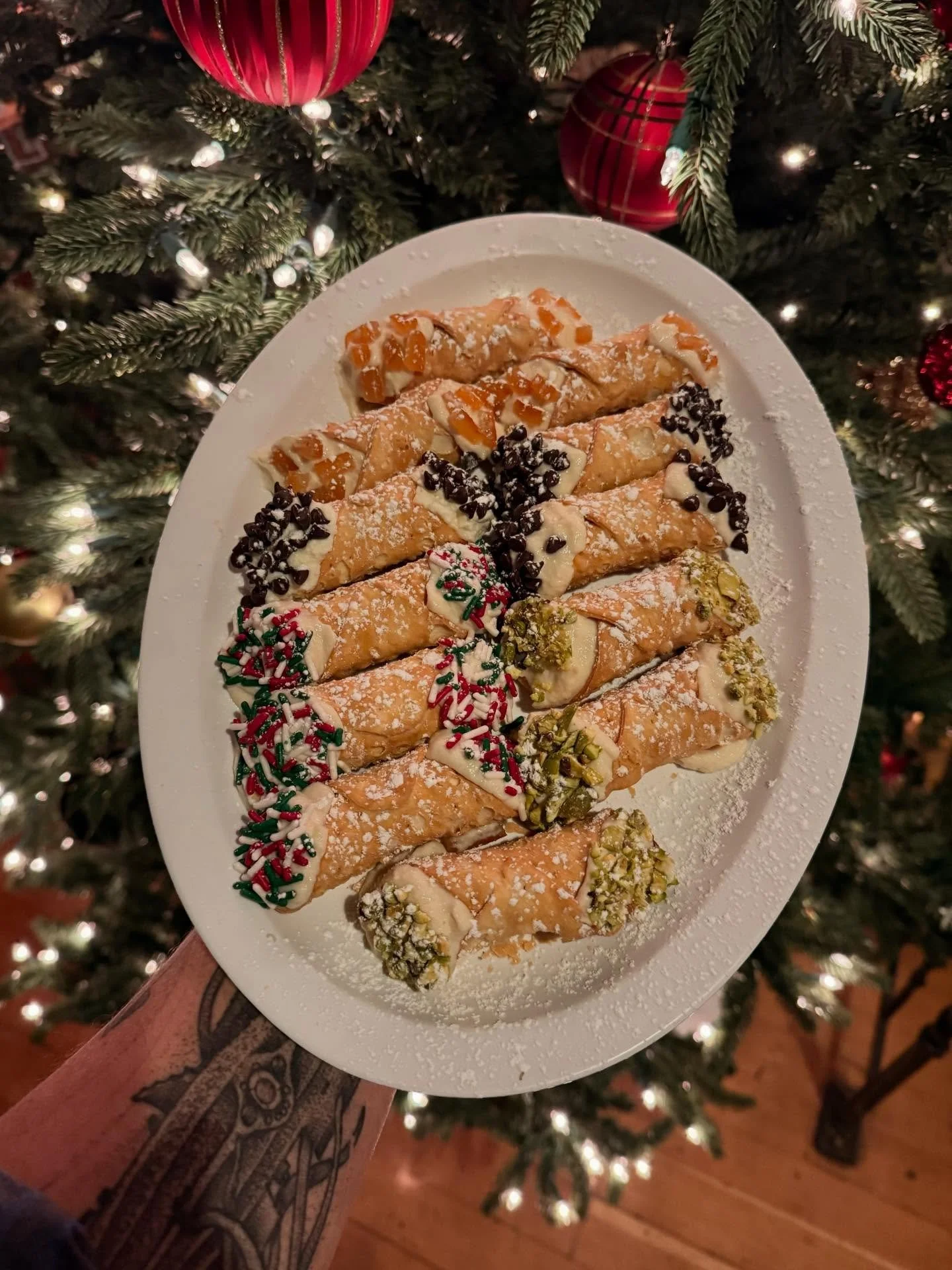 Time for Holiday Specials from your favorite neighborhood pizza shop! 

December 9th - 31st:

HOLY CANNOLI we brought some new cannoli toppings in and you can get a dozen assorted to try &lsquo;em all: 3 candied orange, 3 pistachio, 3 sprinkles, and 
