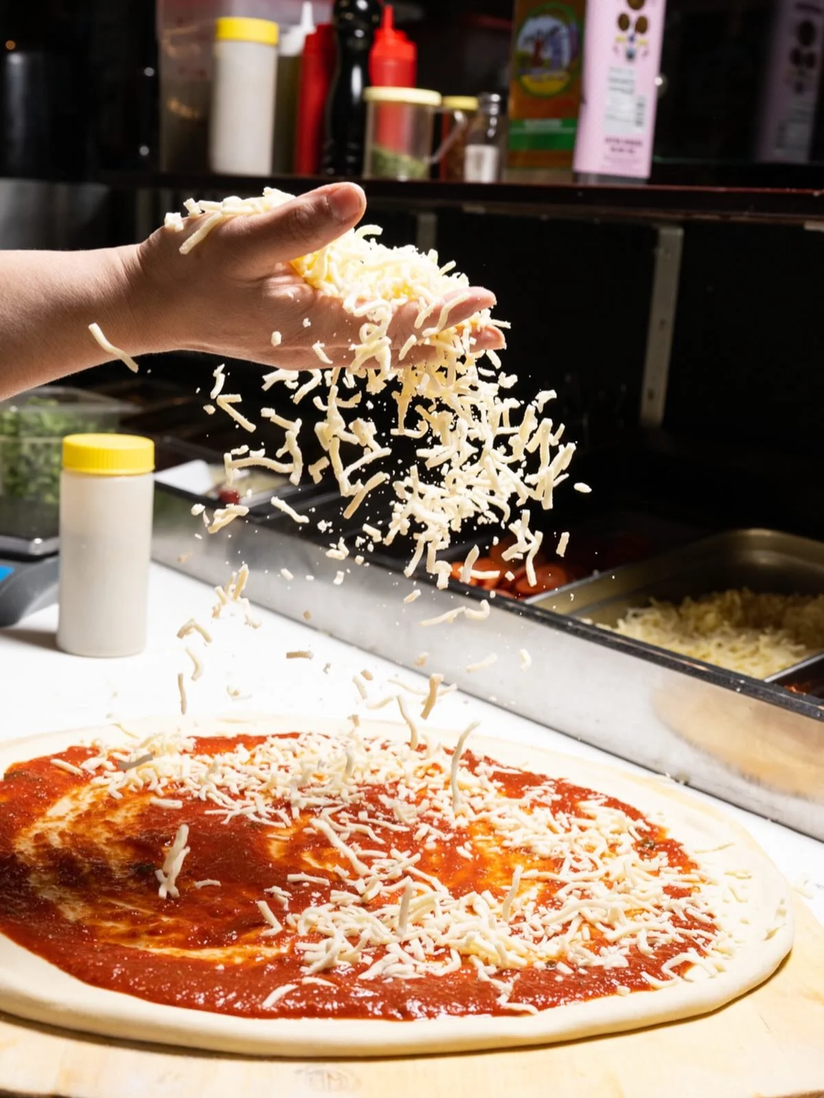 Fresh made pies, always with New York&rsquo;s own Polly-O mozzarella. Come see us for a slice or a whole pie!

⏰🍕 EVERETT 11-9 
⏰🍕 MUKILTEO 11-8