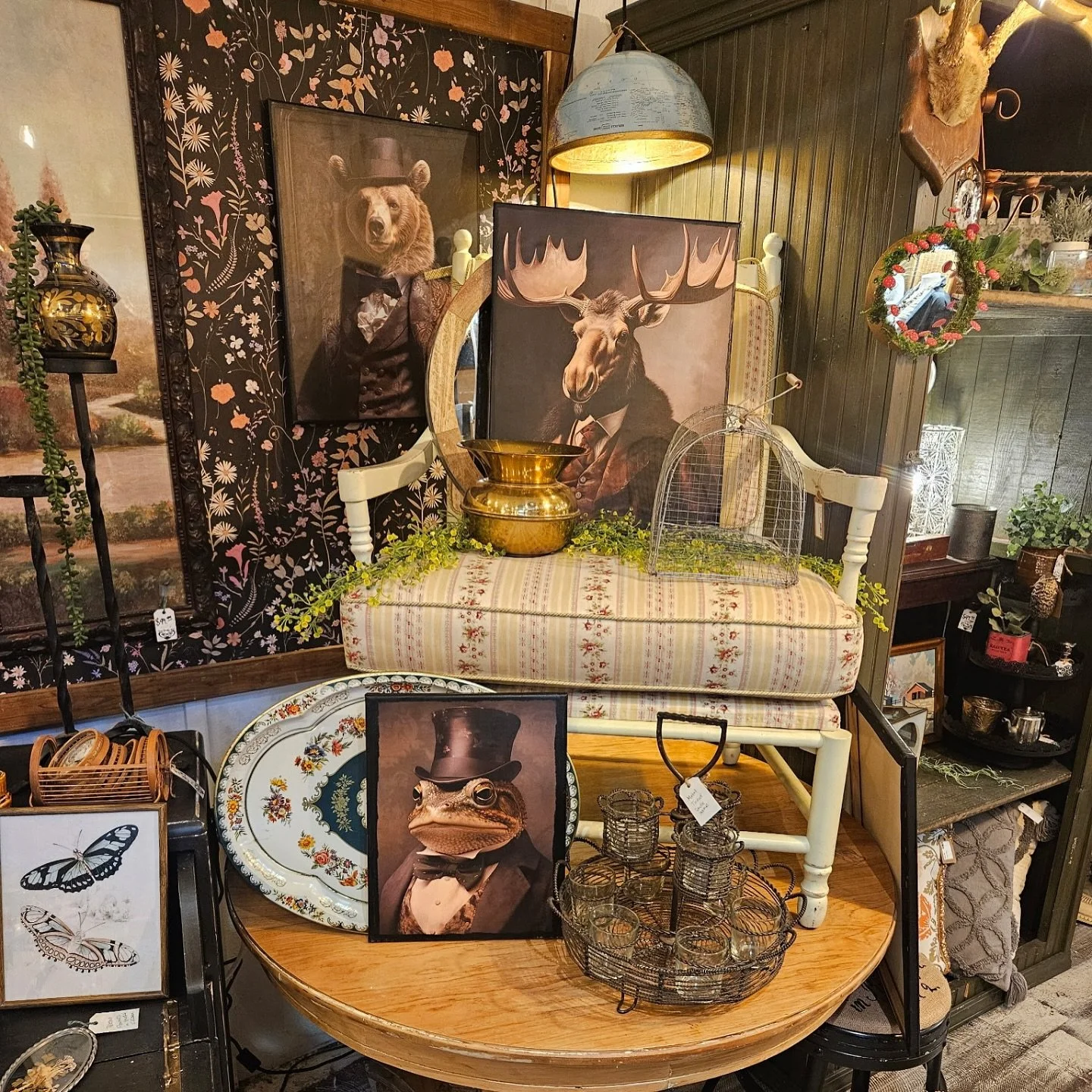 New arrivals are flooding our Rebel Junk Shoppes! When was your last visit?! Reminder&hellip; Our North Spokane shoppe is OPEN until April 19th, then reopens May 1st in Spokane Valley! Rebel Junk Cda stays put! #rebeljunk