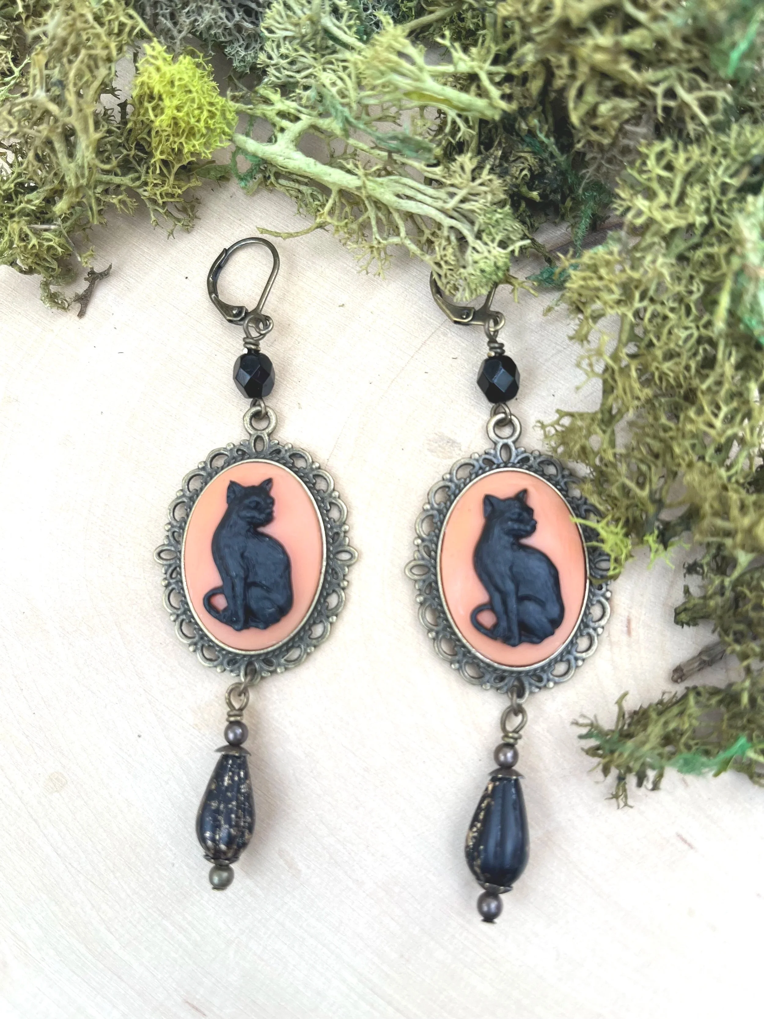 Cat+Cameo+Earrings+3.jpg