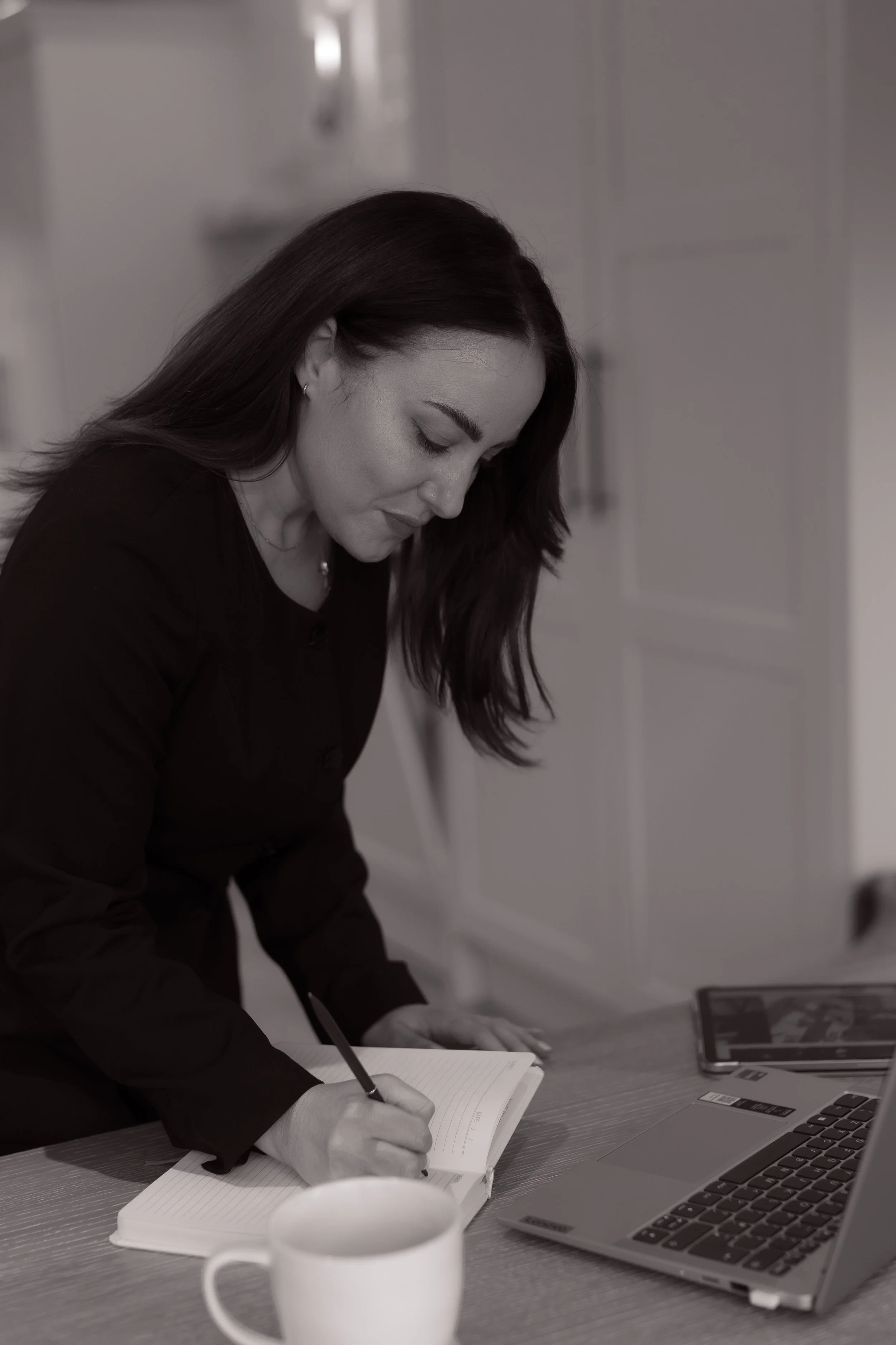 With Lucy Joanne_Personal Brand Shoot_07.01.25-074.jpg