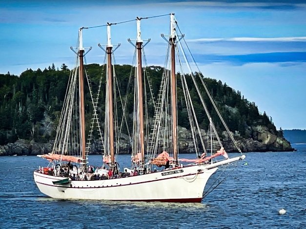 downeast windjammer tours