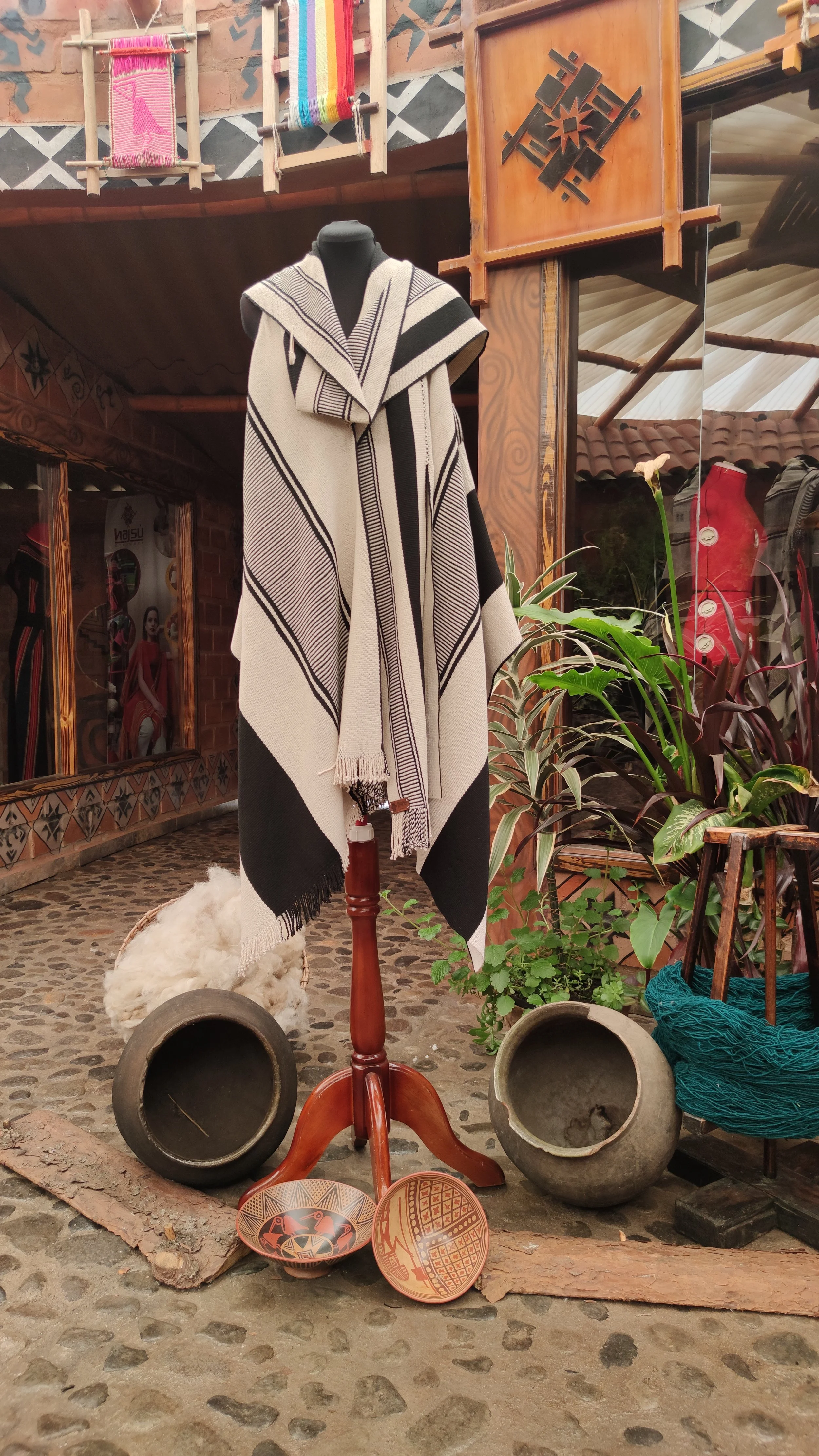 black and white wrap.jpg