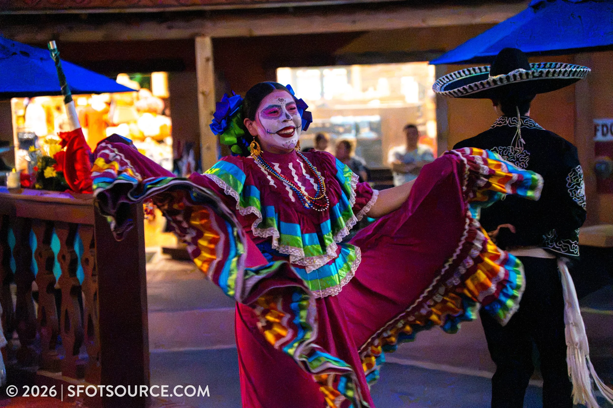Las Estrellas de Tejas Six Flags Over Texas Entertainment