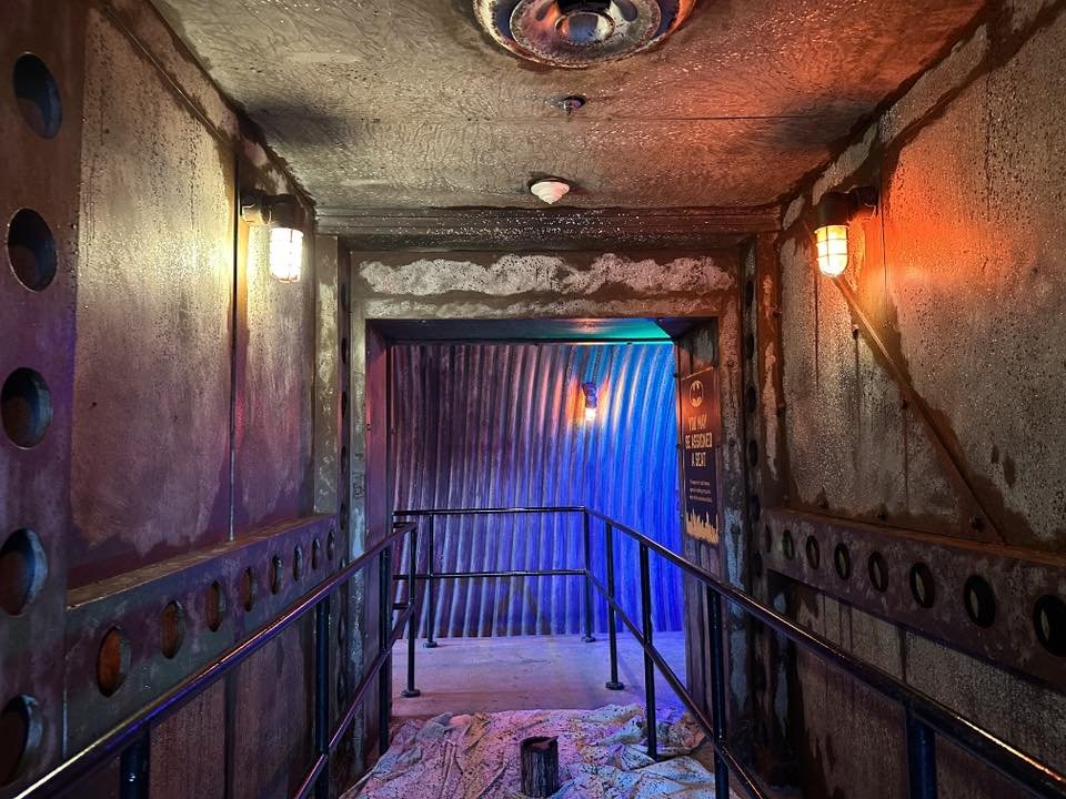 Batman The Ride Six Flags Over Texas Queue Refresh