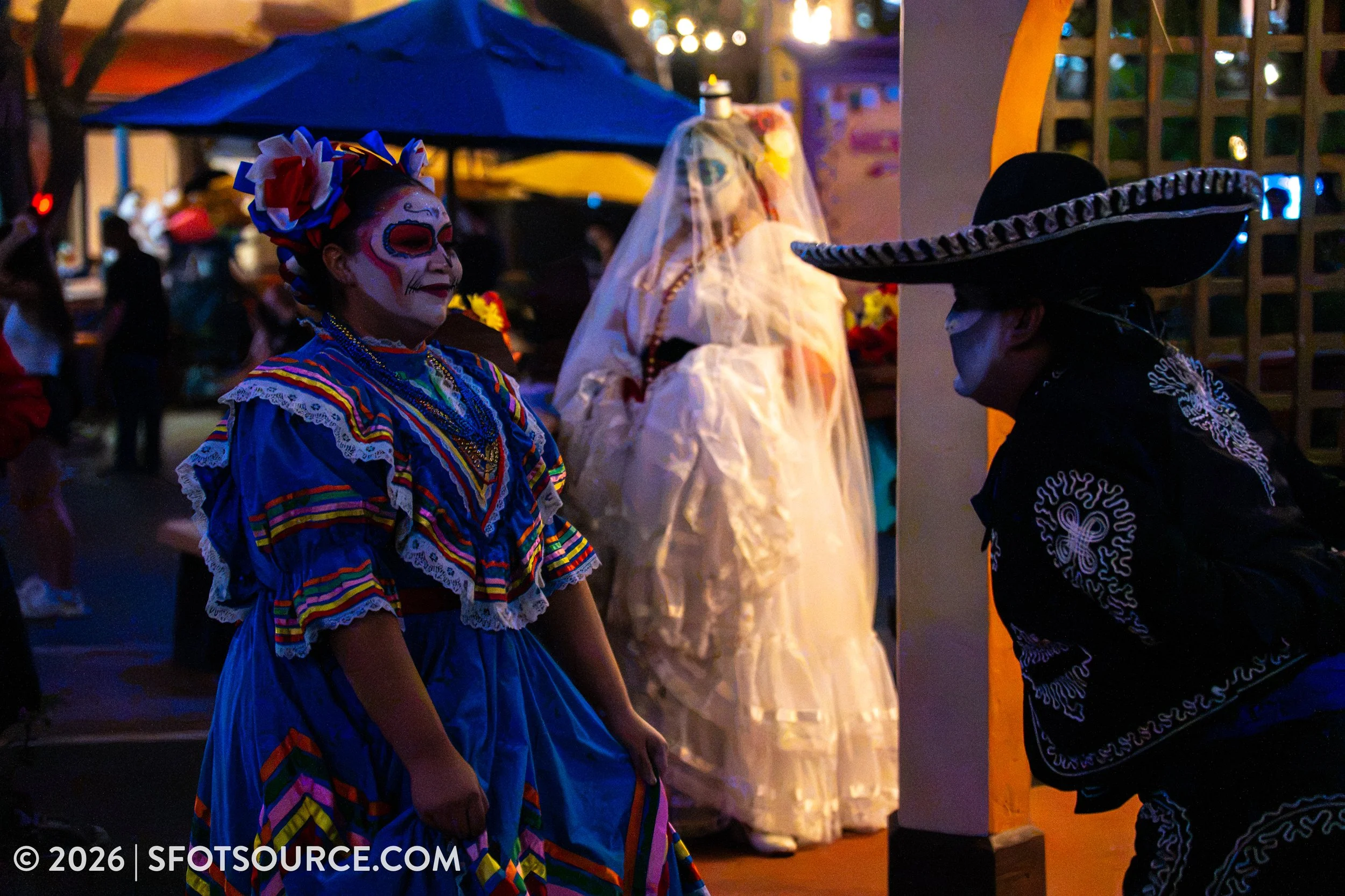Las Estrellas de Tejas Six Flags Over Texas Entertainment