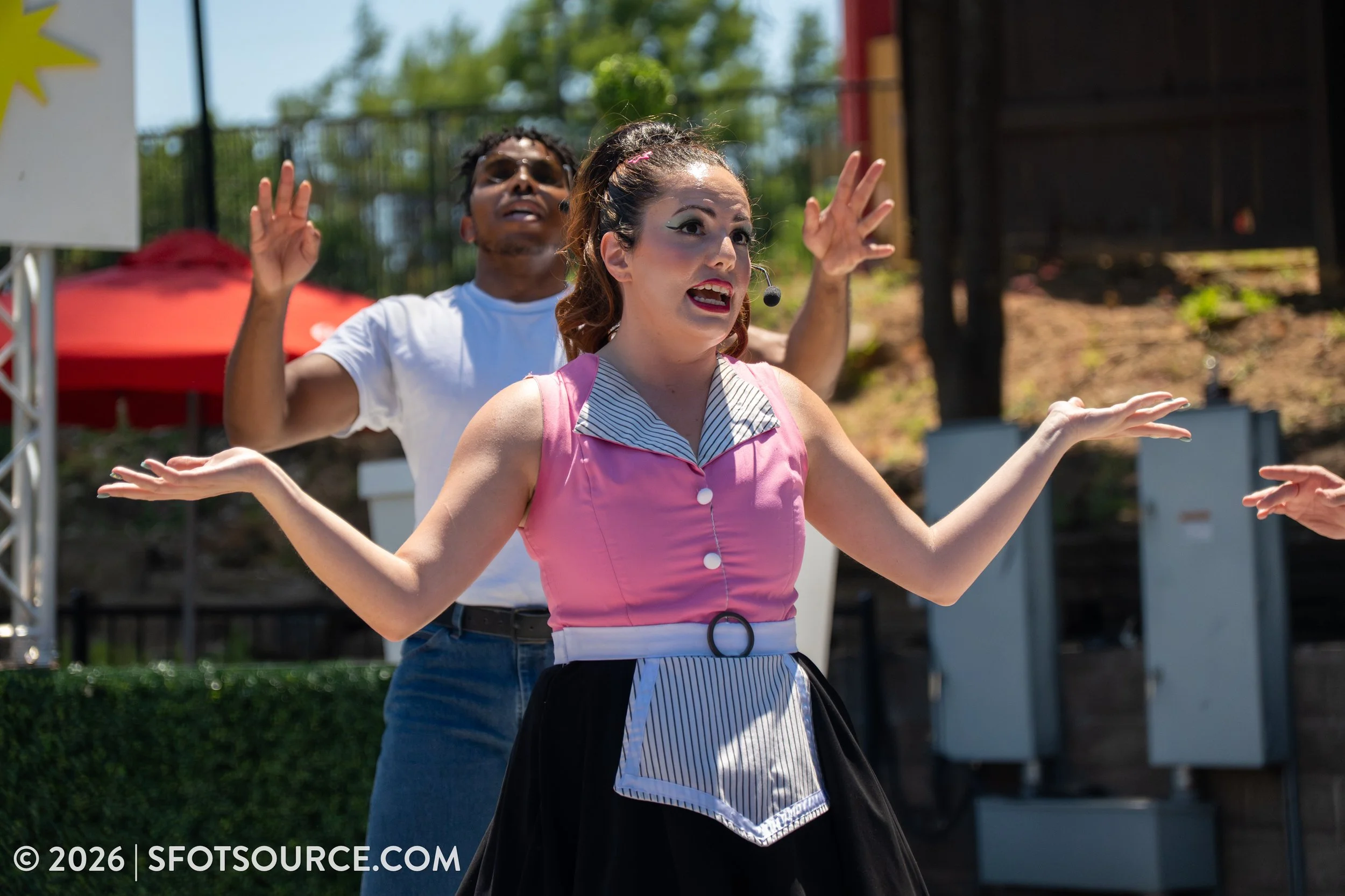 Swelltones, Six Flags Over Texas Entertainment 2026
