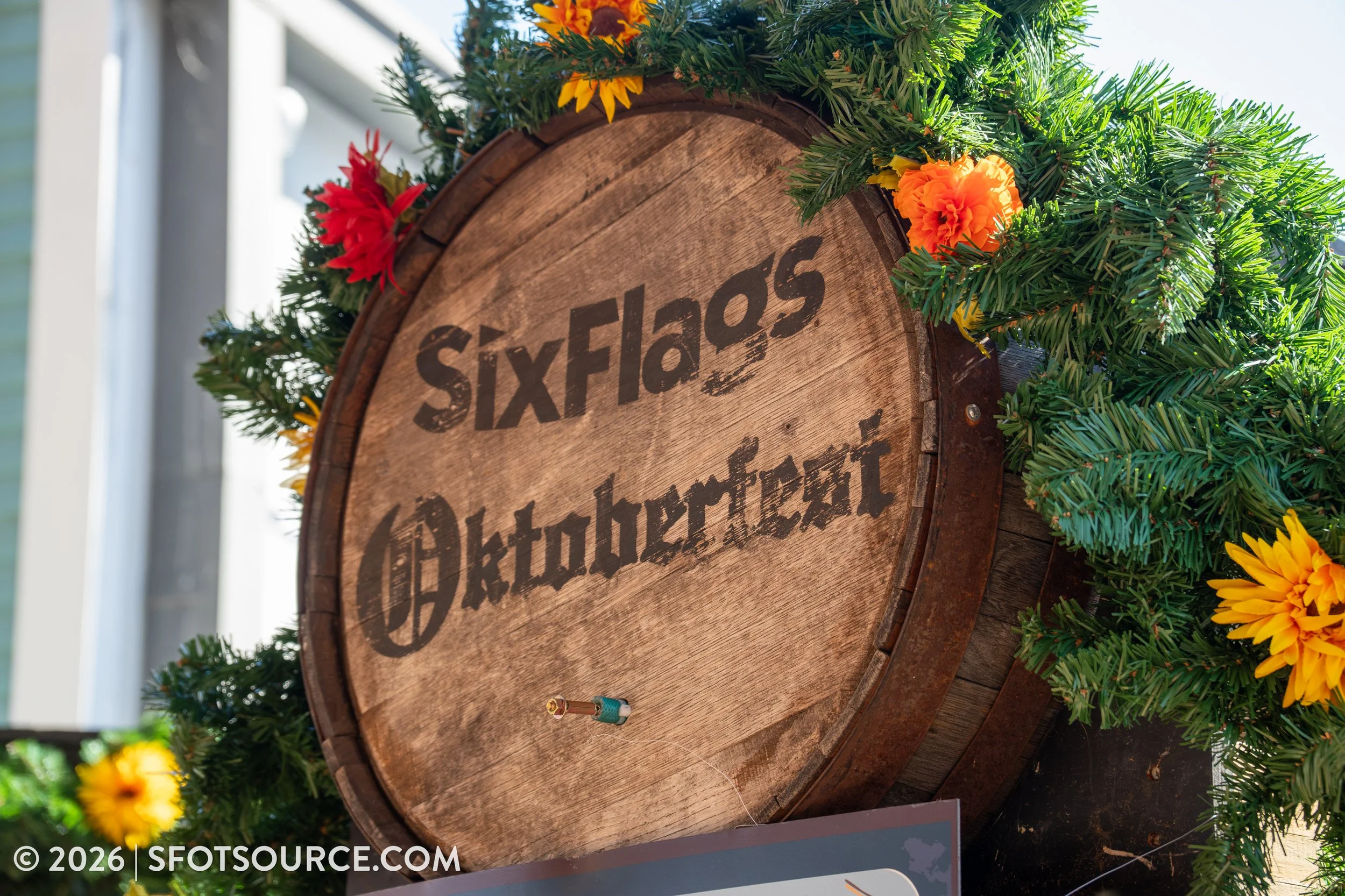 Tap Zee Keg Six Flags Over Texas Oktoberfest Show