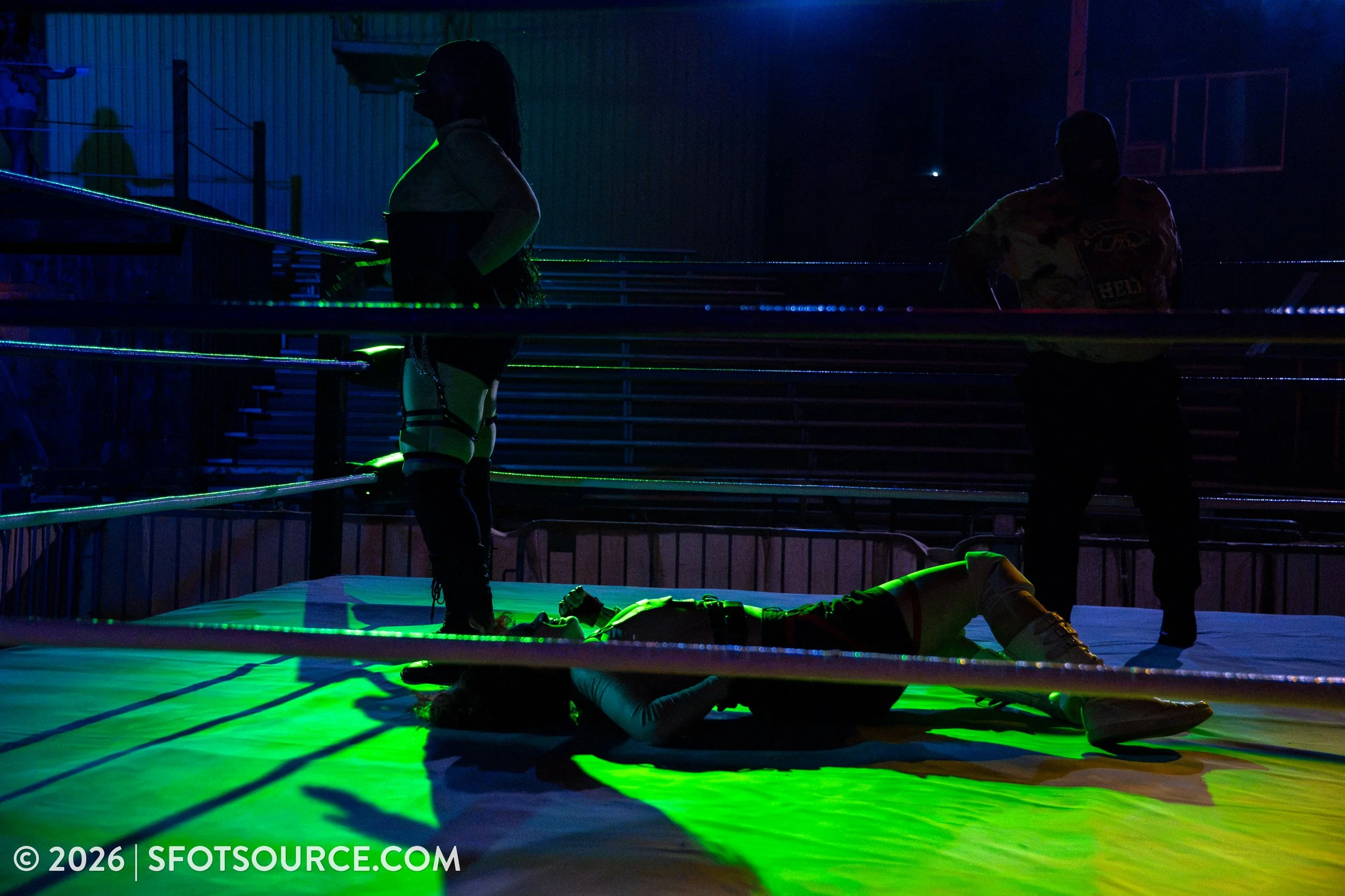 Doc Varnums Hybrid Hell Pit Six Flags Over Texas Entertainment