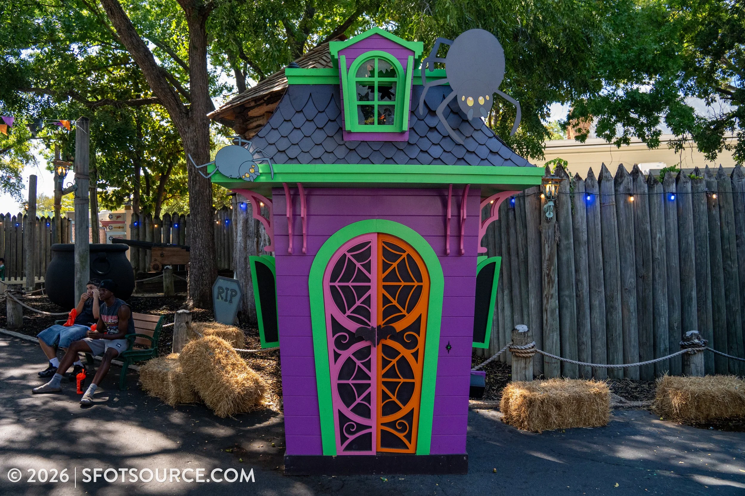 Tricks and Treats 2026, Six Flags Over Texas Event