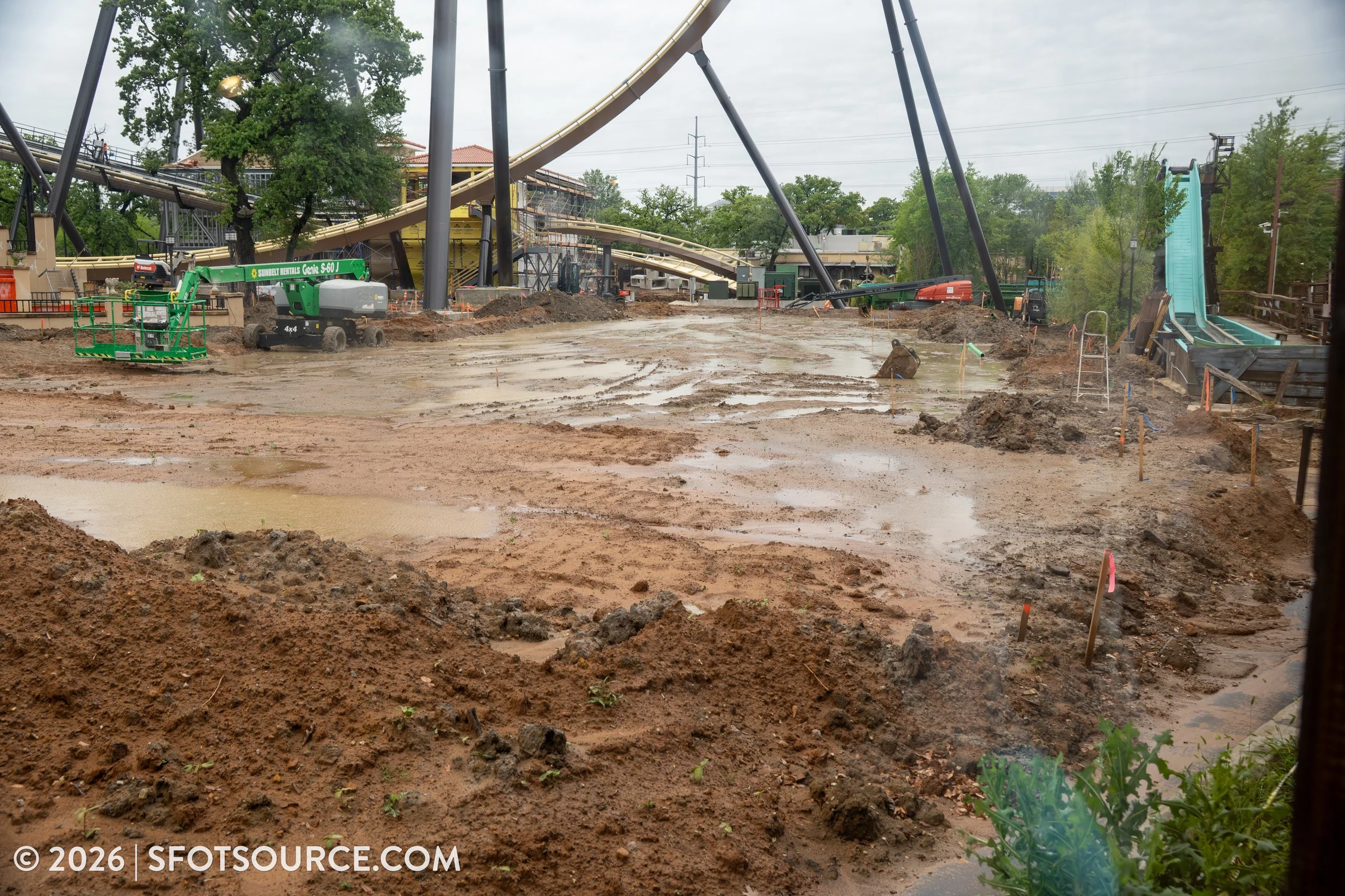 Cocina Abuela construction Six Flags Over Texas