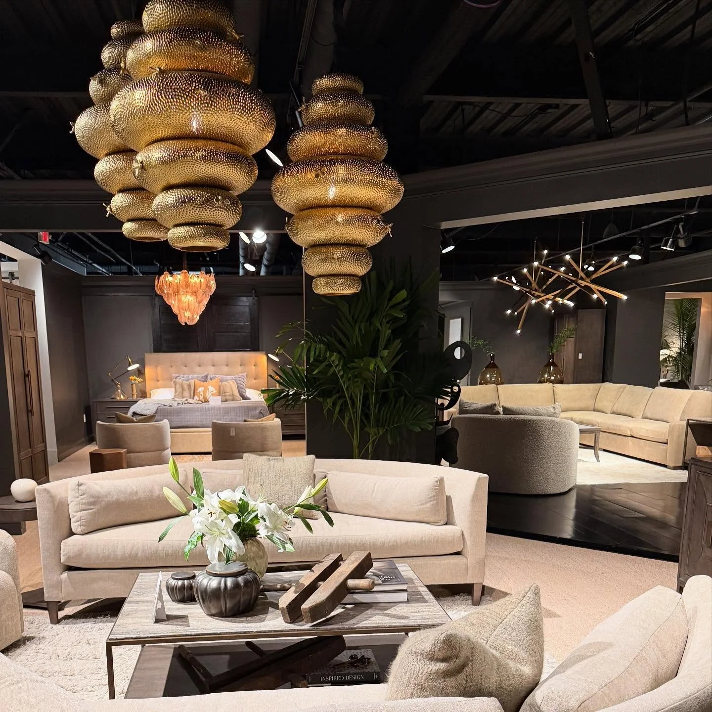 @universalfurn @highpointmarket