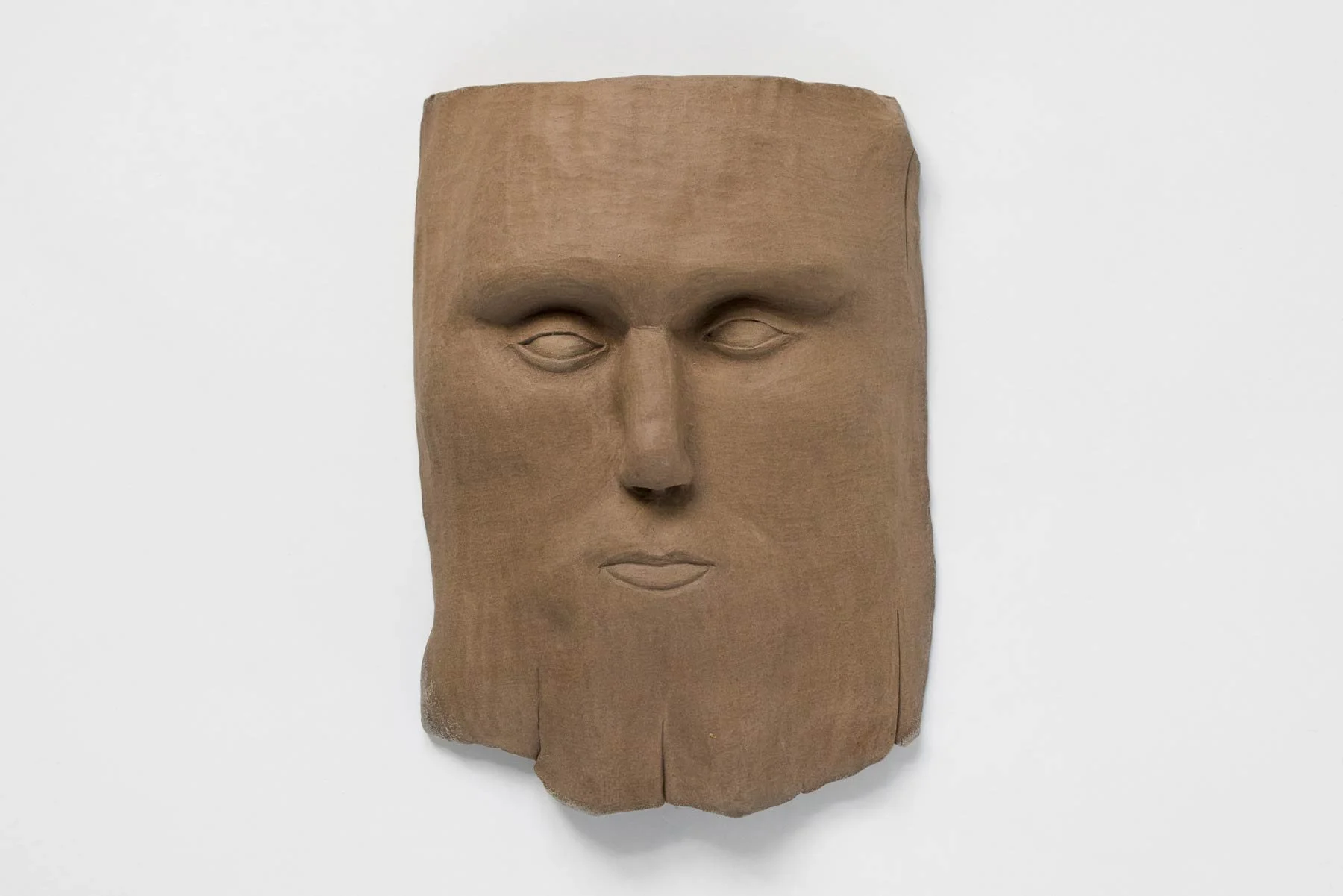 Untitled | 2021 | Stoneware | 9,5 x 6,5 x 2,5 inches