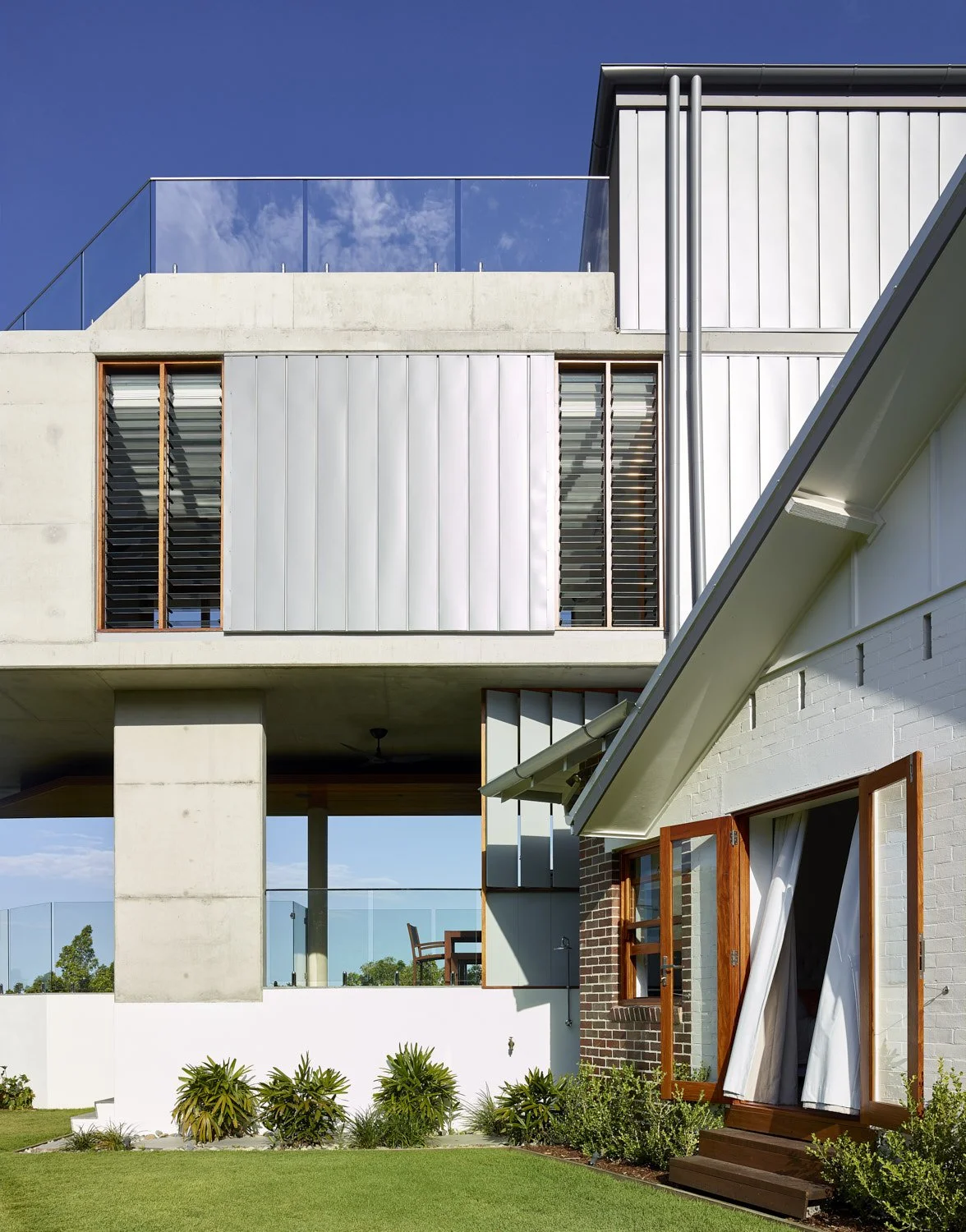 Clifftop House — Joe Adsett