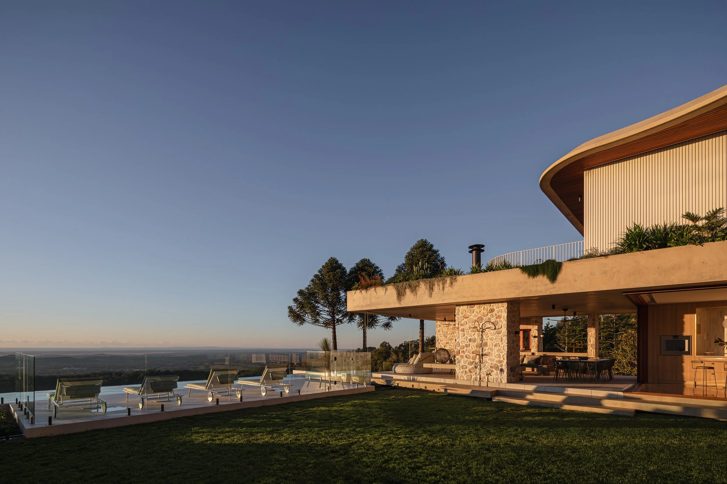 Horseshoe Hill — Joe Adsett