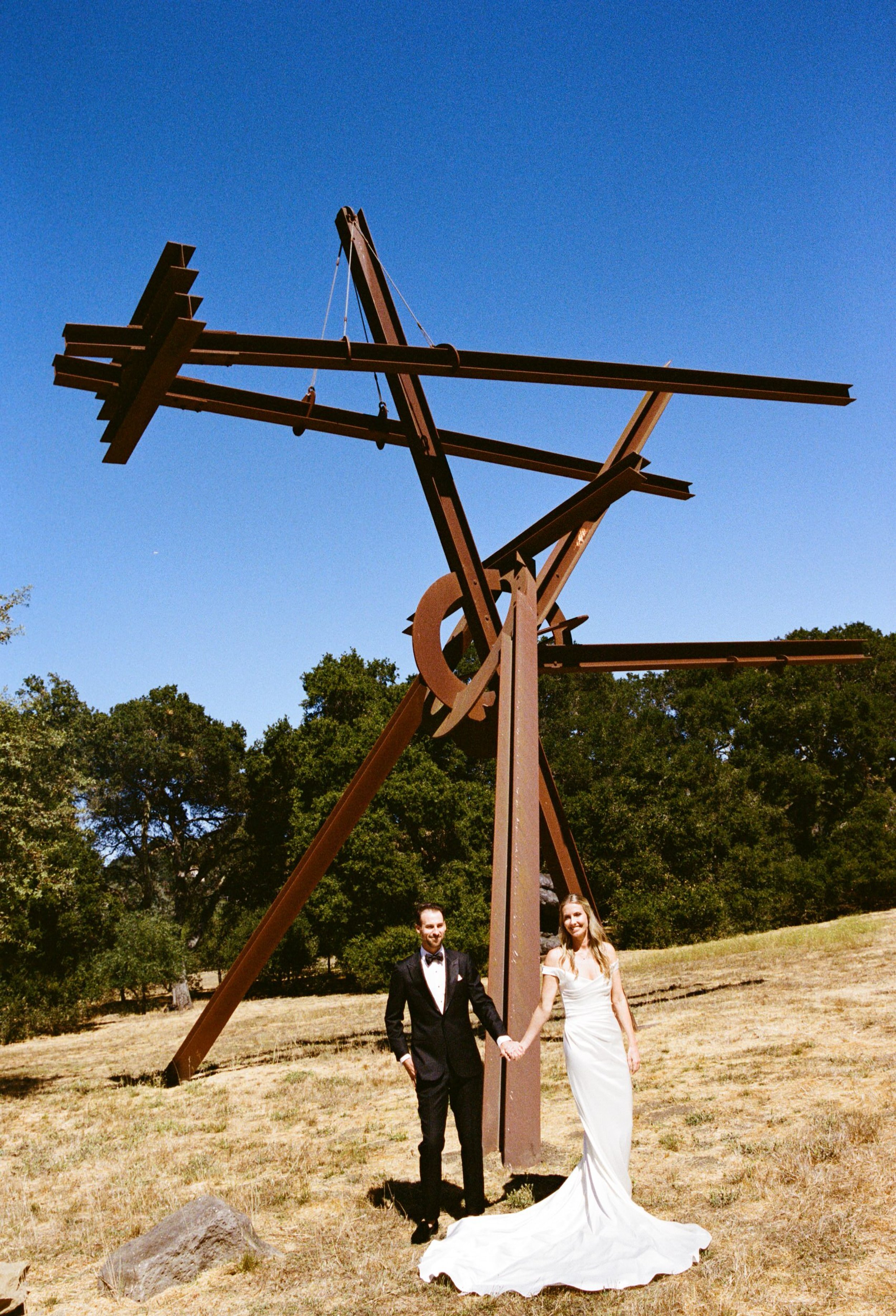 ColorBlockedWedding_RunnymedeSculpture Farm_026.JPG