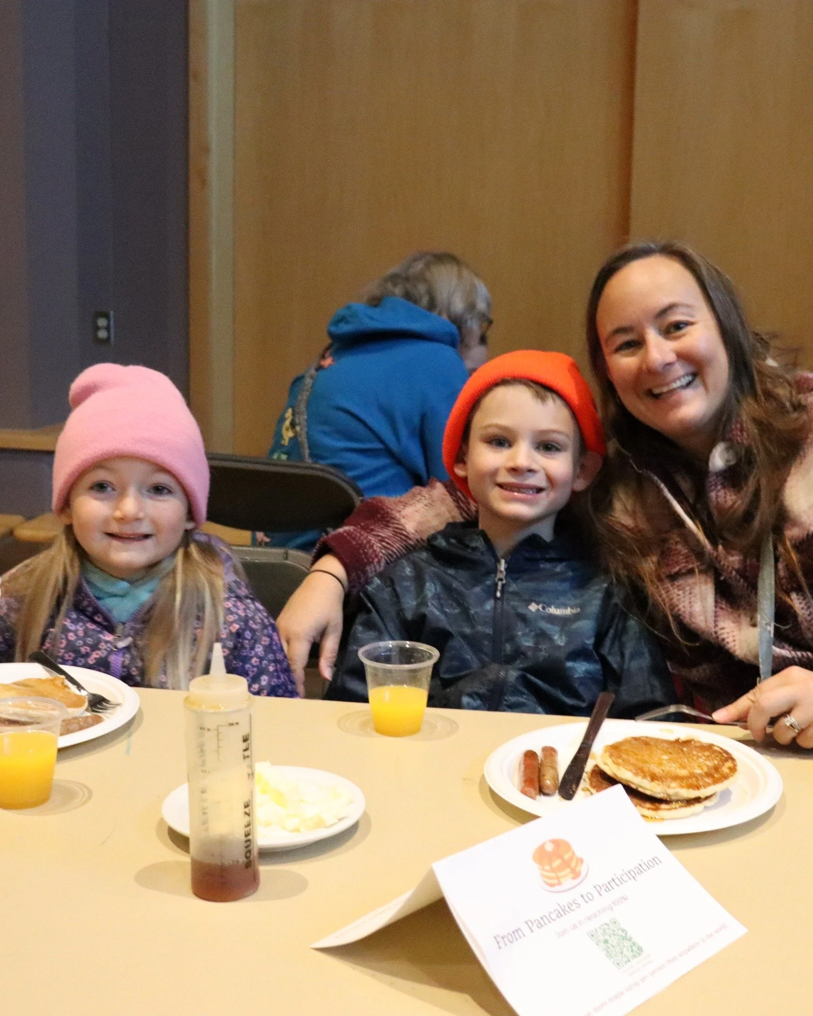 As the leaves turn and the air gets crisp, we kicked off the season with a true taste of fall &mdash; our annual Pancake Breakfast!
Huge thanks to our incredible parent and middle school volunteers who prepared and served over 300 pancake breakfasts 