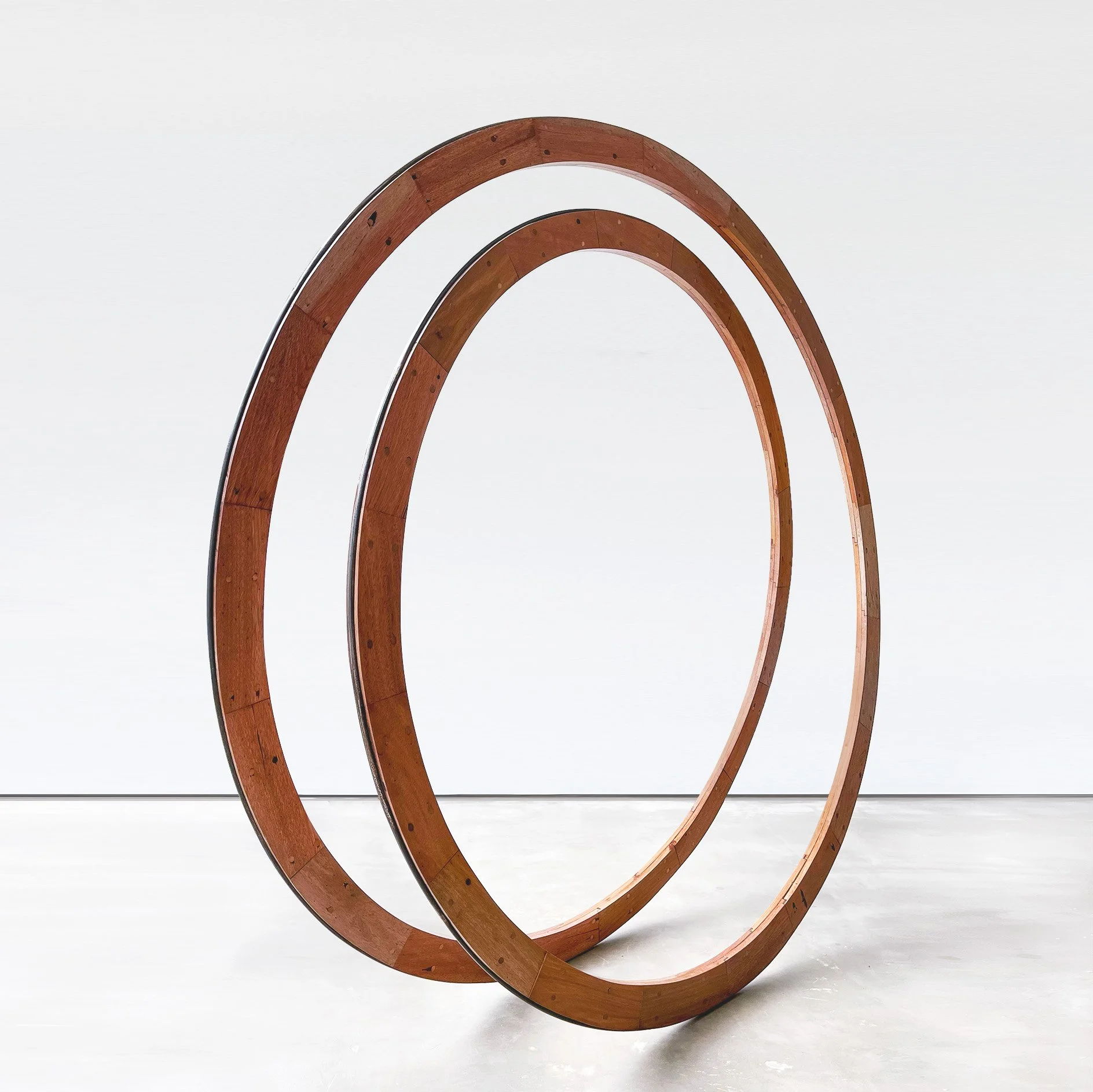 Mother & child
Wood and mild steel
200cm in diameter
2022