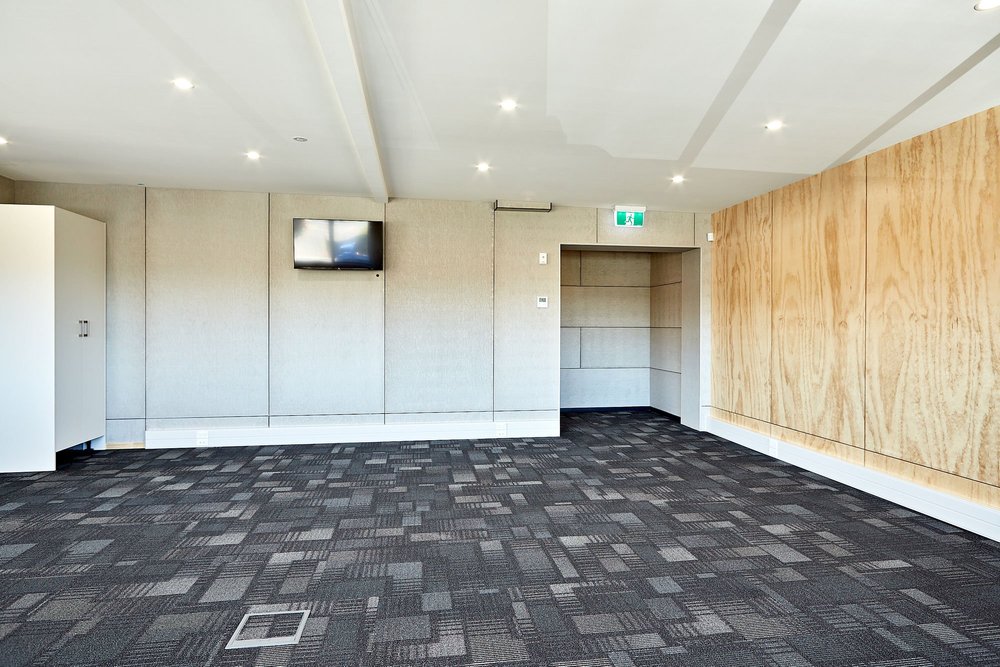 Warehouse and office renovation in Penrose