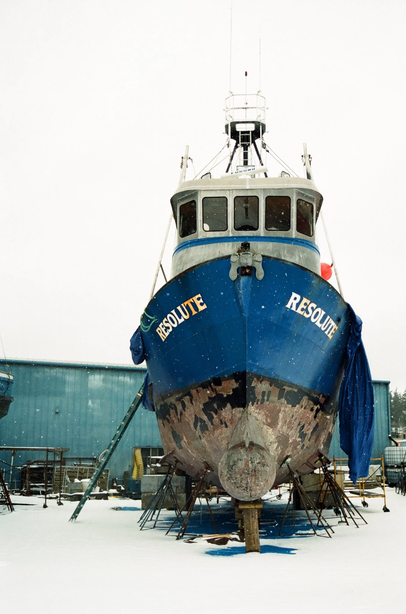 Resoluteboat.jpg