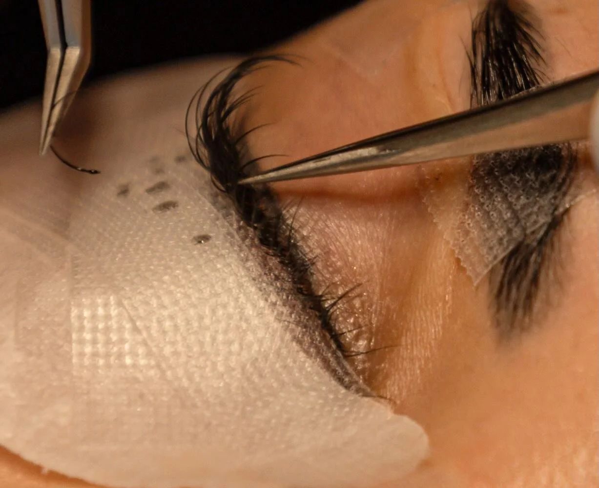 The Saint Eirene standard: Clean, classic, and effortlessly chic by Sli. 

#classiclases #lashtechnician #sainteirene #kemptonpark #classiclashesextensions