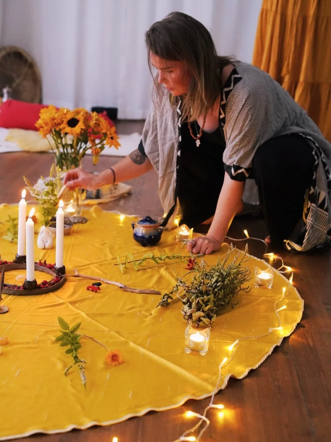 🌞
COMMUNITY CIRKLARNA
S&auml;songsstarten f&ouml;r v&aring;ra Communitycirklar p&aring; @mamitasthlm blev en fullsatt cirkel och ett k&auml;rt &aring;terseende f&ouml;r m&aring;nga.

Vi v&auml;lkomnade ocks&aring; nya deltagare - b&aring;de stora oc