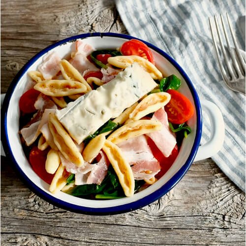 felfel-suisse-repas-des-collaborateurs-cantine-cavatelli-pasta-speck-gorgonzola.jpg