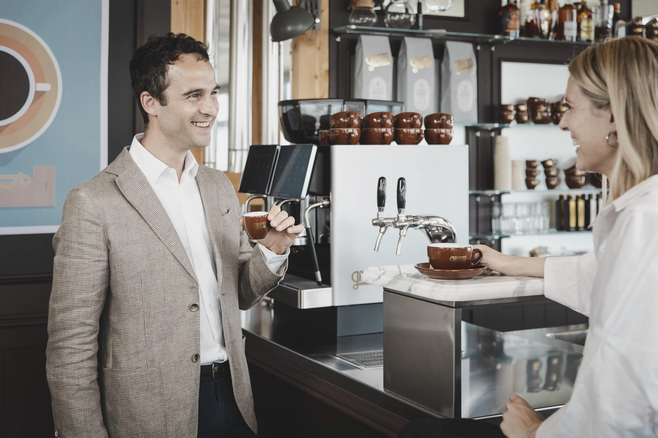 Trouvez la solution café idéale pour votre entreprise : quelques clics suffisent pour obtenir des recommandations personnalisées et trouver le service qui vous convient.