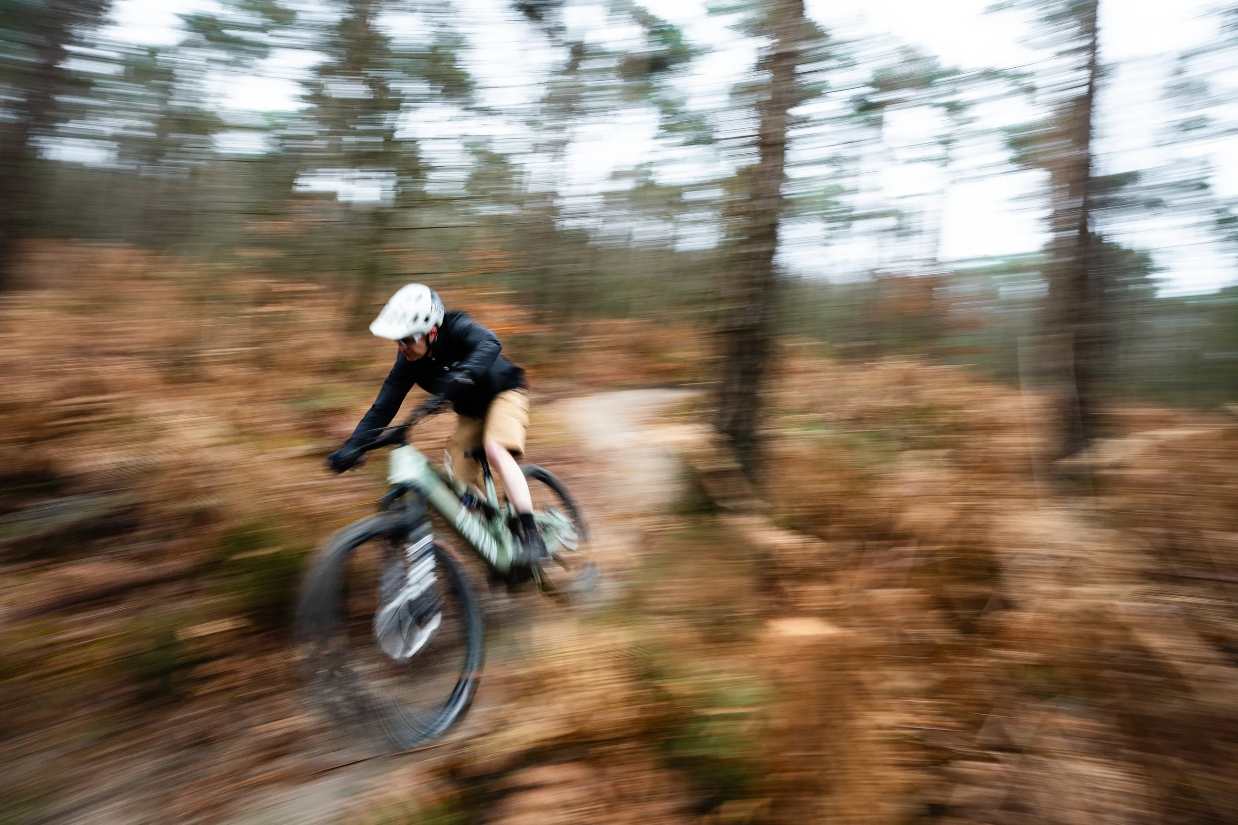 Canyon Neuron ON_Fly-01.jpg