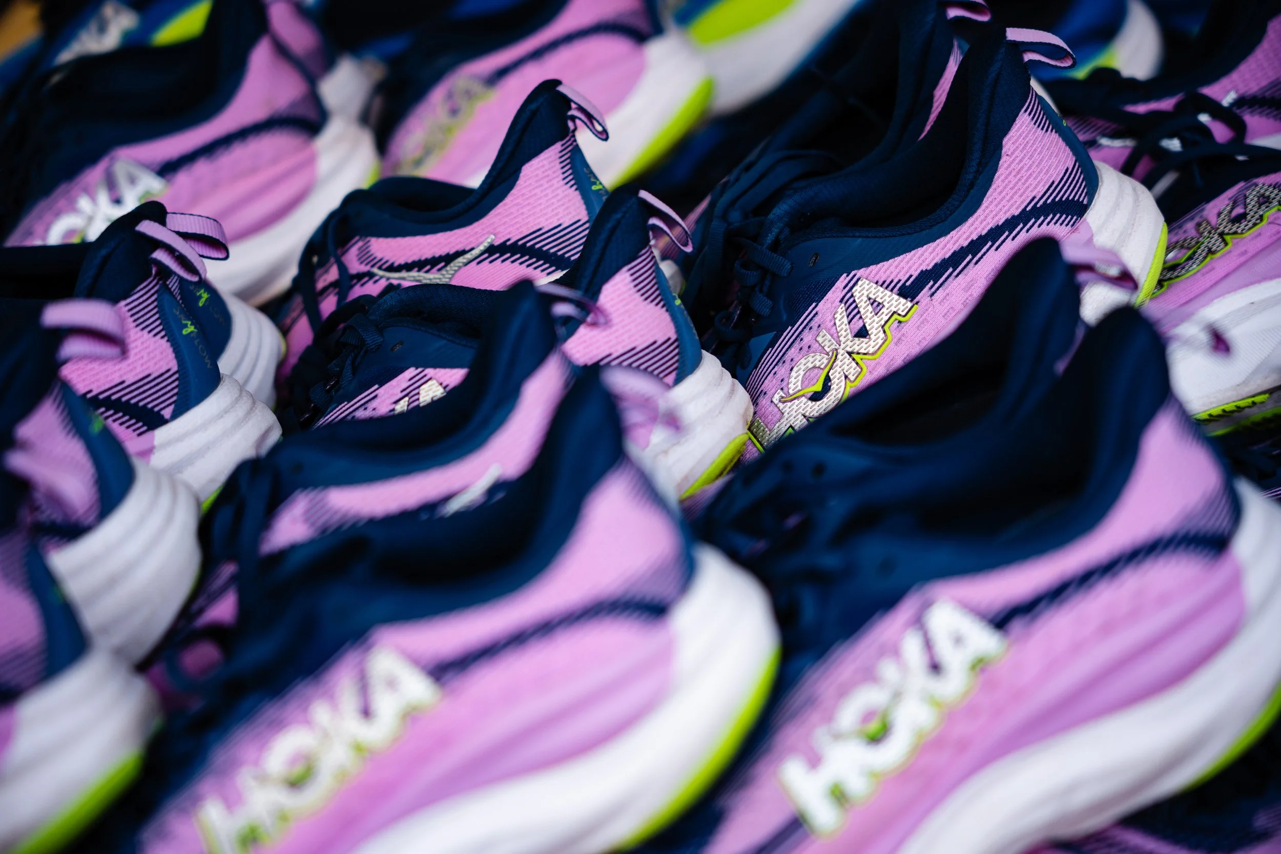 PassaRunning - Hoka - Pink Ribbon-01.jpg