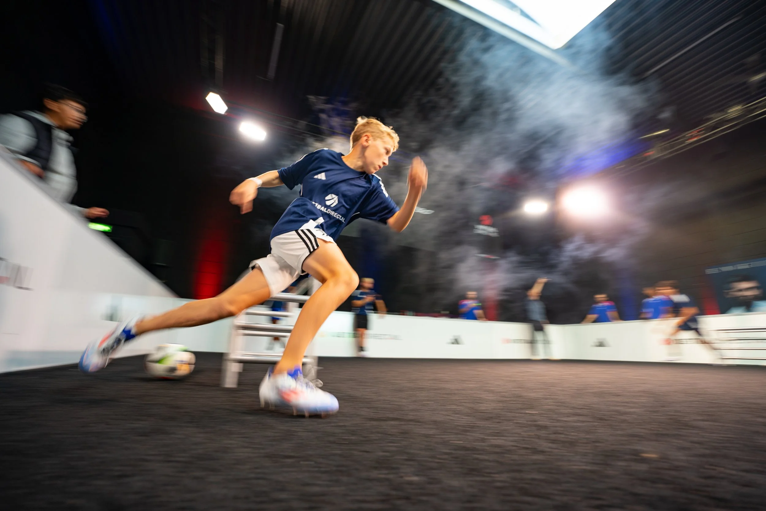 Voetbaldirect _ Adidas Pole Football League-092.jpg