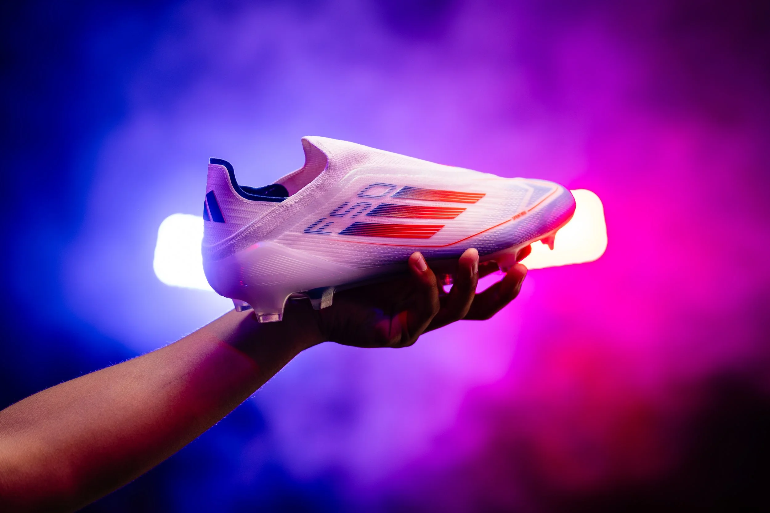 Voetbaldirect _ Adidas Pole Football League-001.jpg