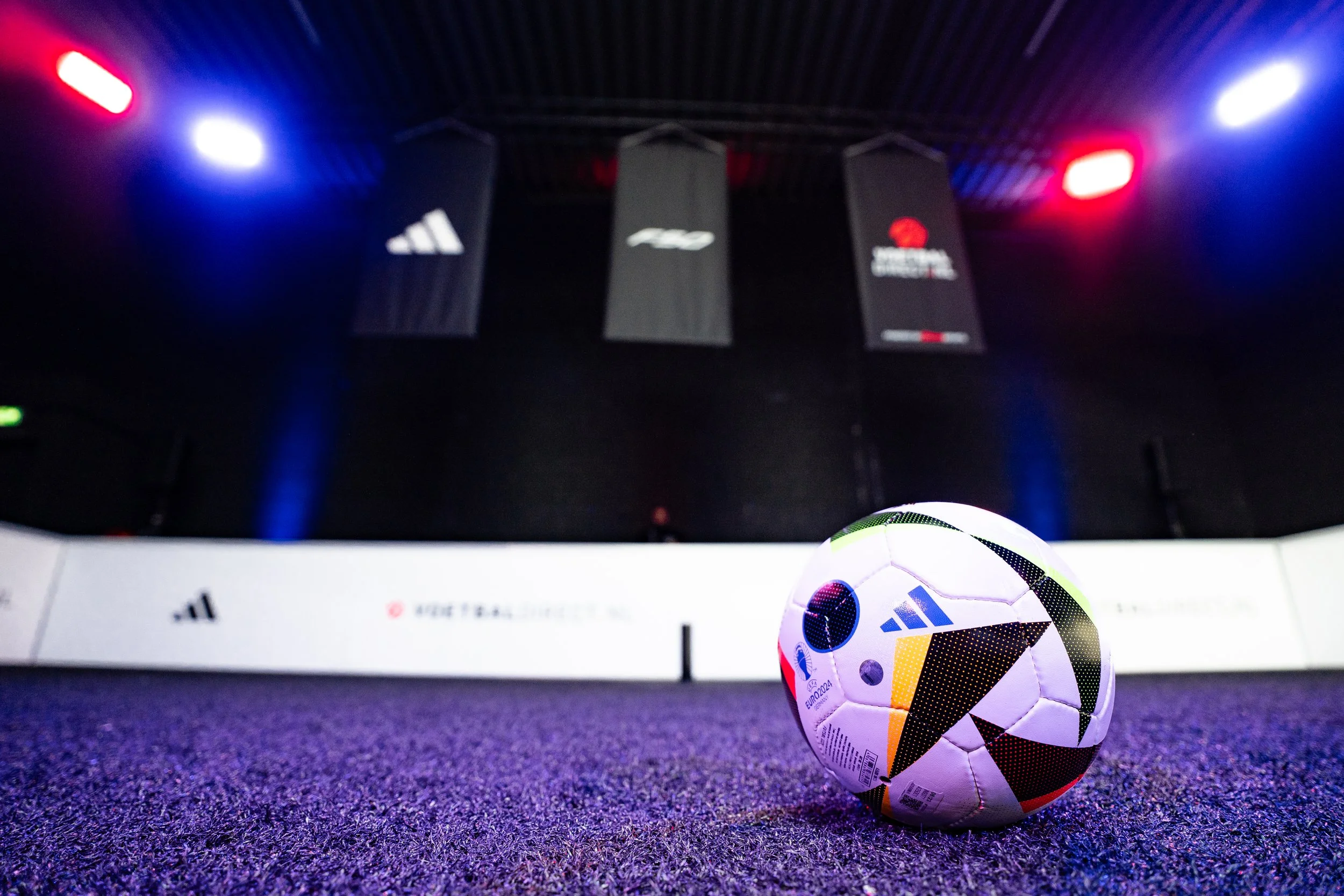 Voetbaldirect _ Adidas Pole Football League-140.jpg