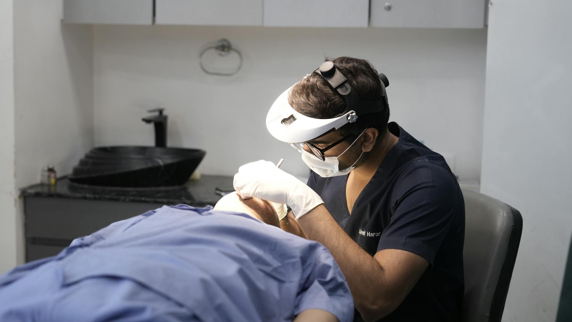 Chin Augmentation with Rhinoplasty: Can You Combine These Procedures?