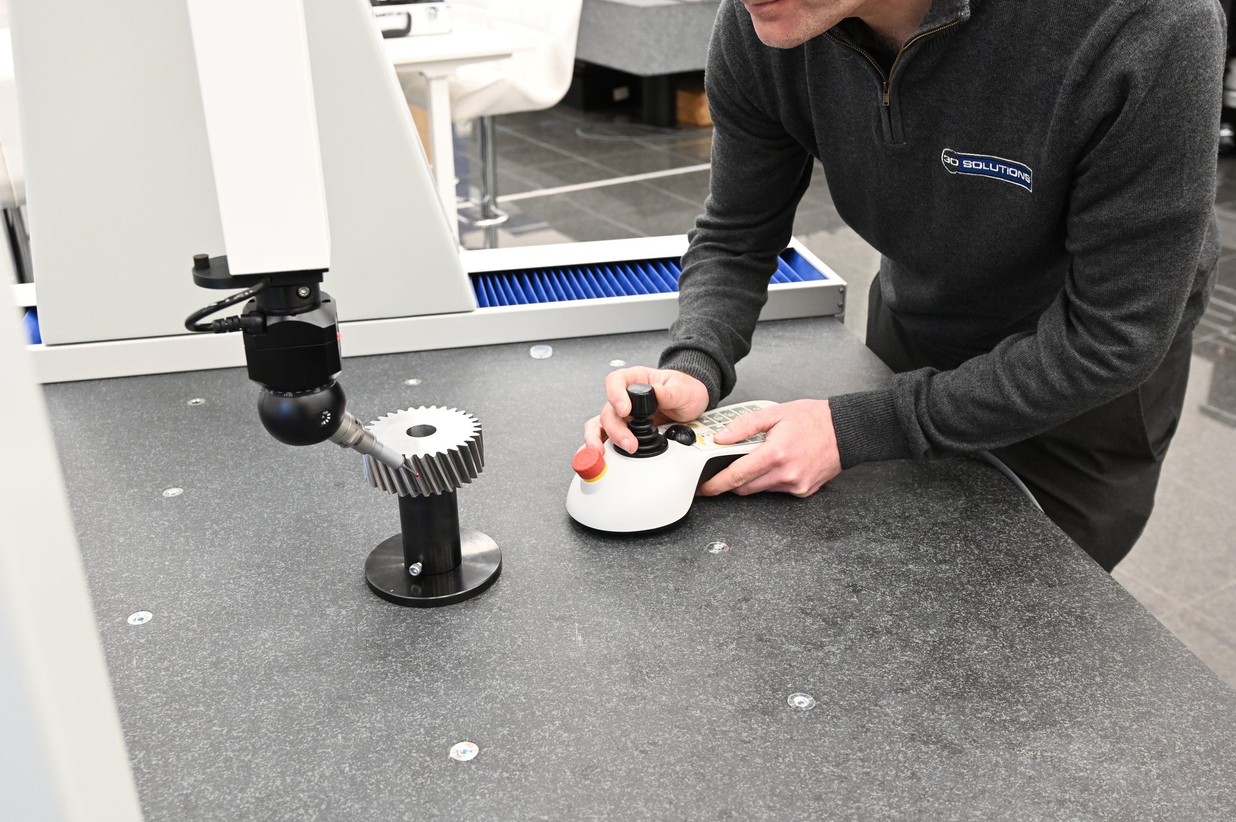 How CMMs Improve Quality Control in the Aerospace & Automotive Sectors