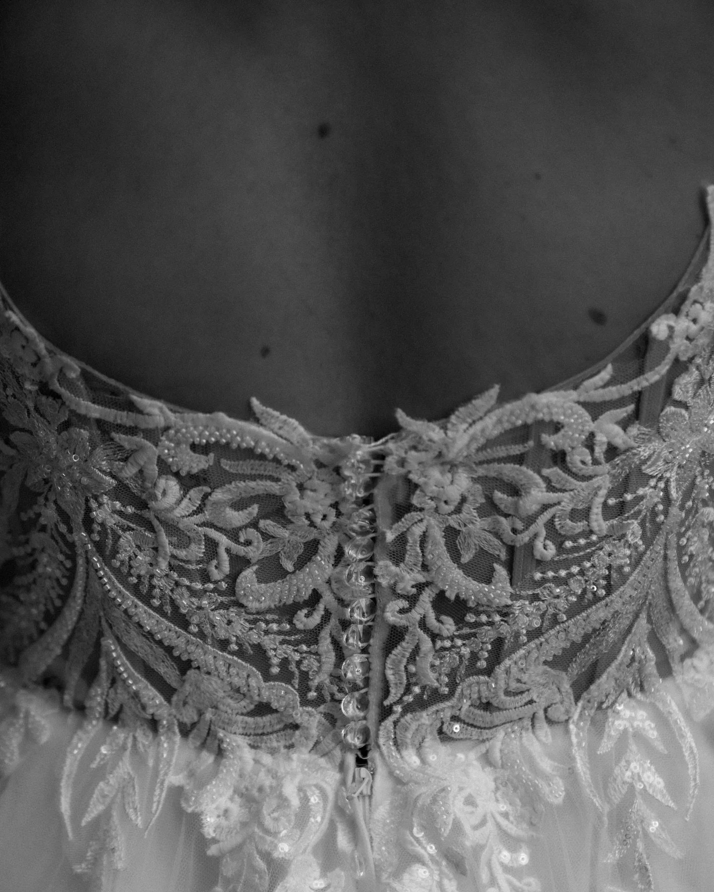 A black and white glimpse into Elly and Marvin&rsquo;s big day.