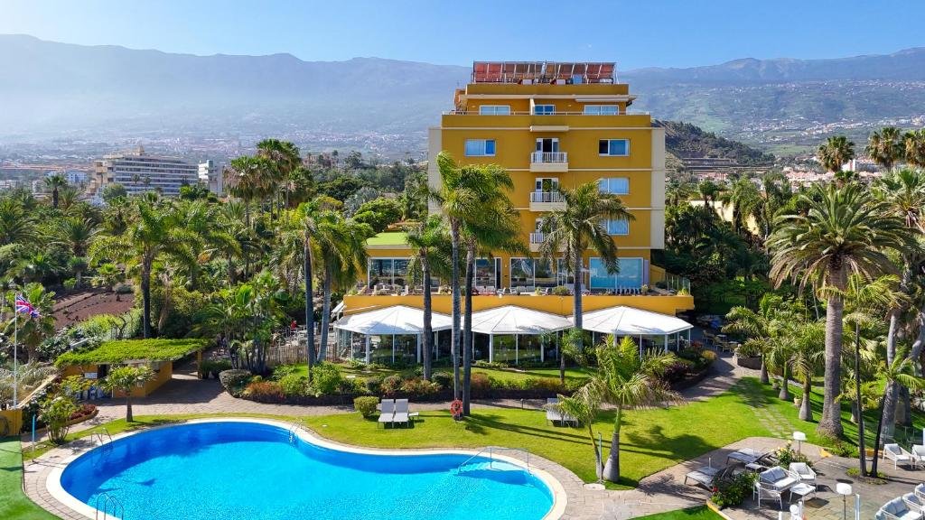 Hotel avec piscine à Puerta de la Cruz