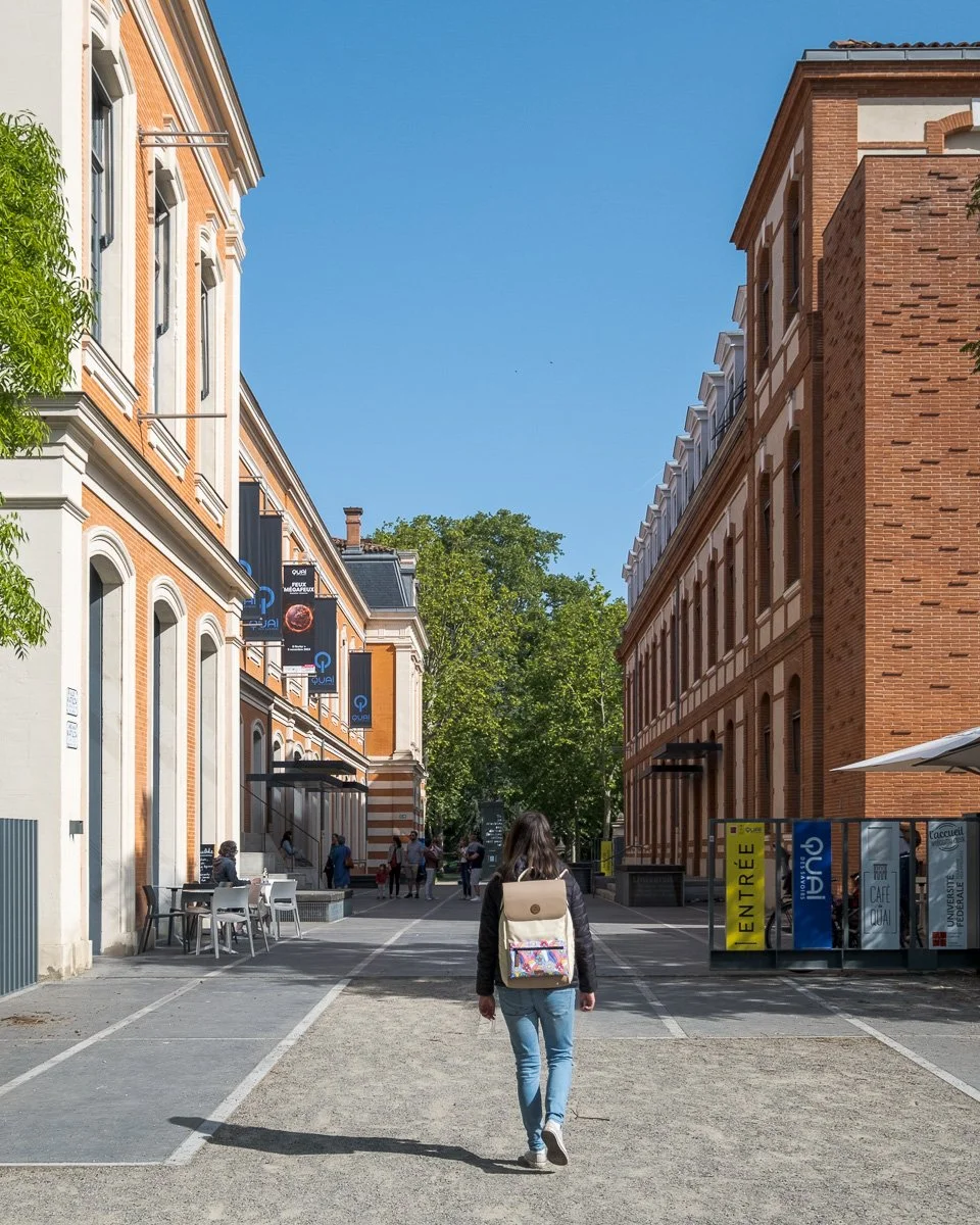 Entrée du Quai des Savoir