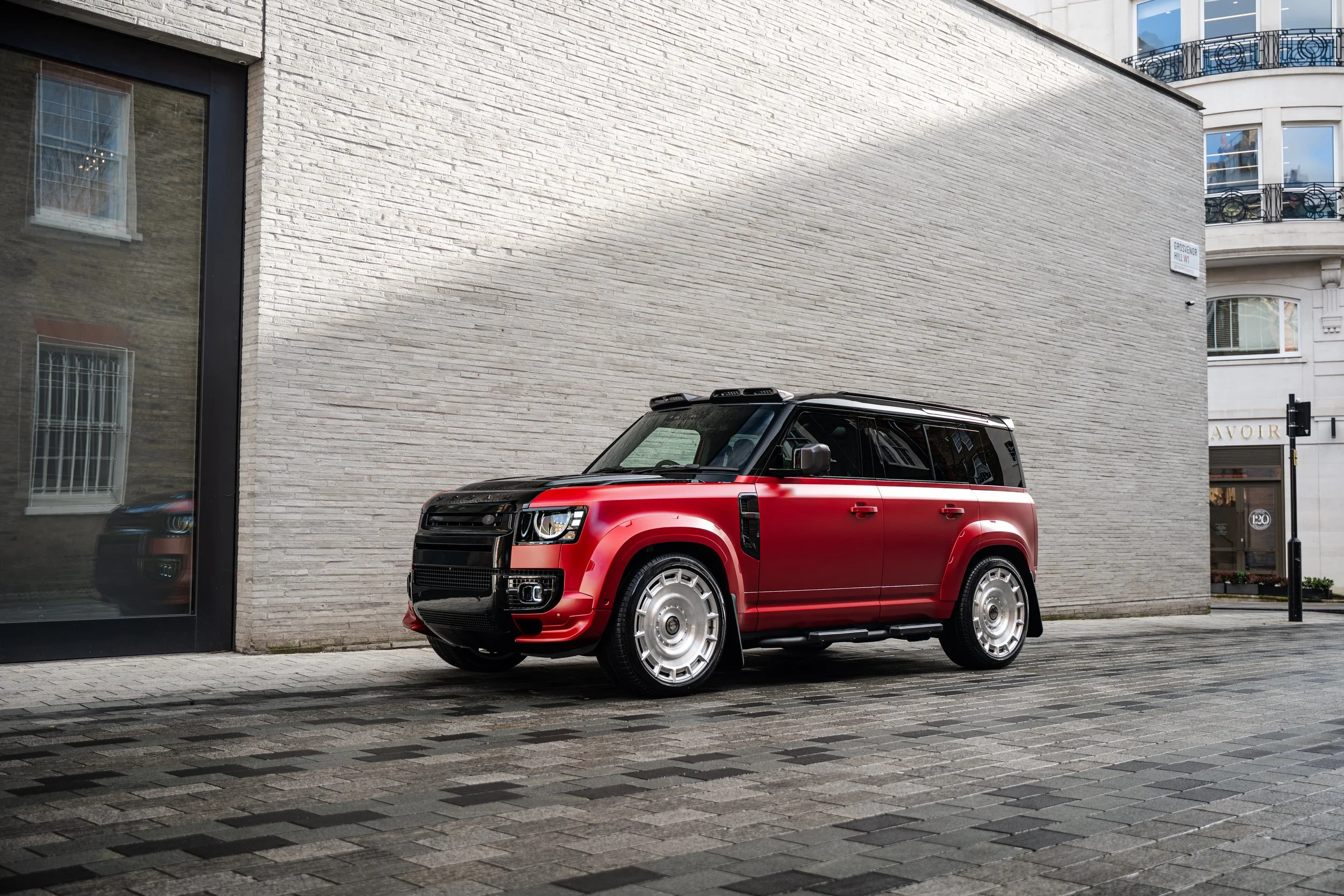 Red Defender London landscape.jpg