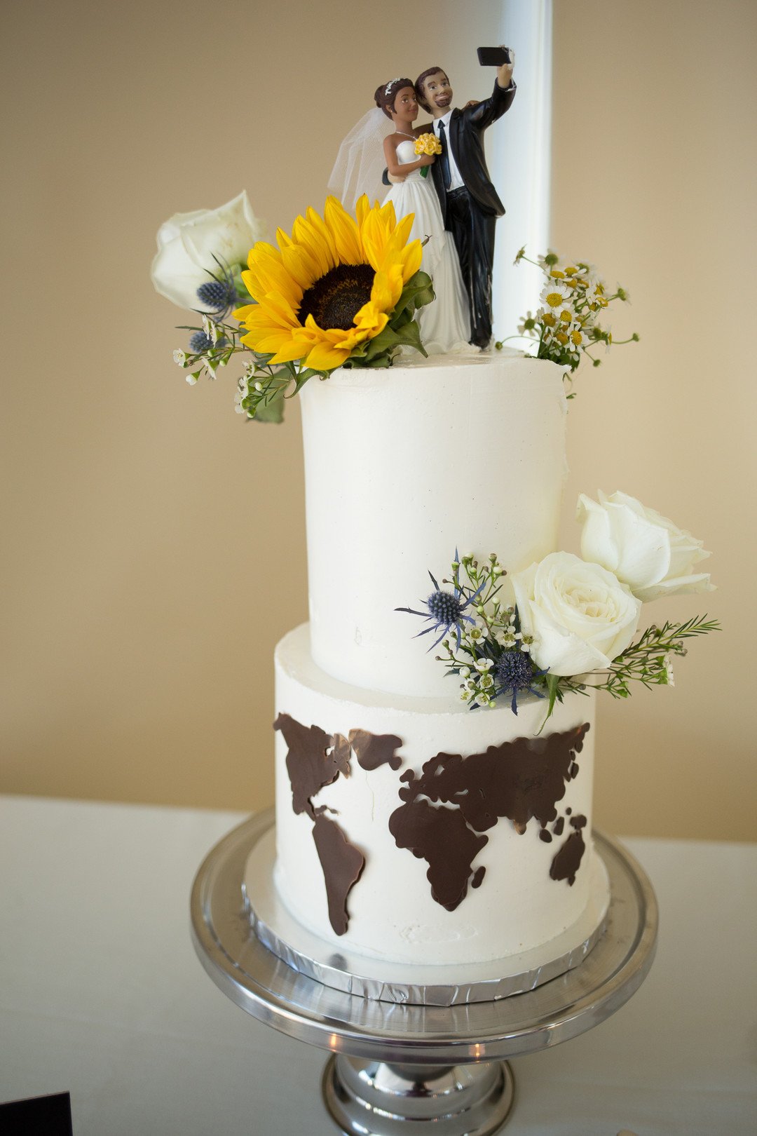 www.santabarbarawedding.com | Renoda Campbell | Weddings by Bobbie | Ventana Grill Events | Wedding Cake