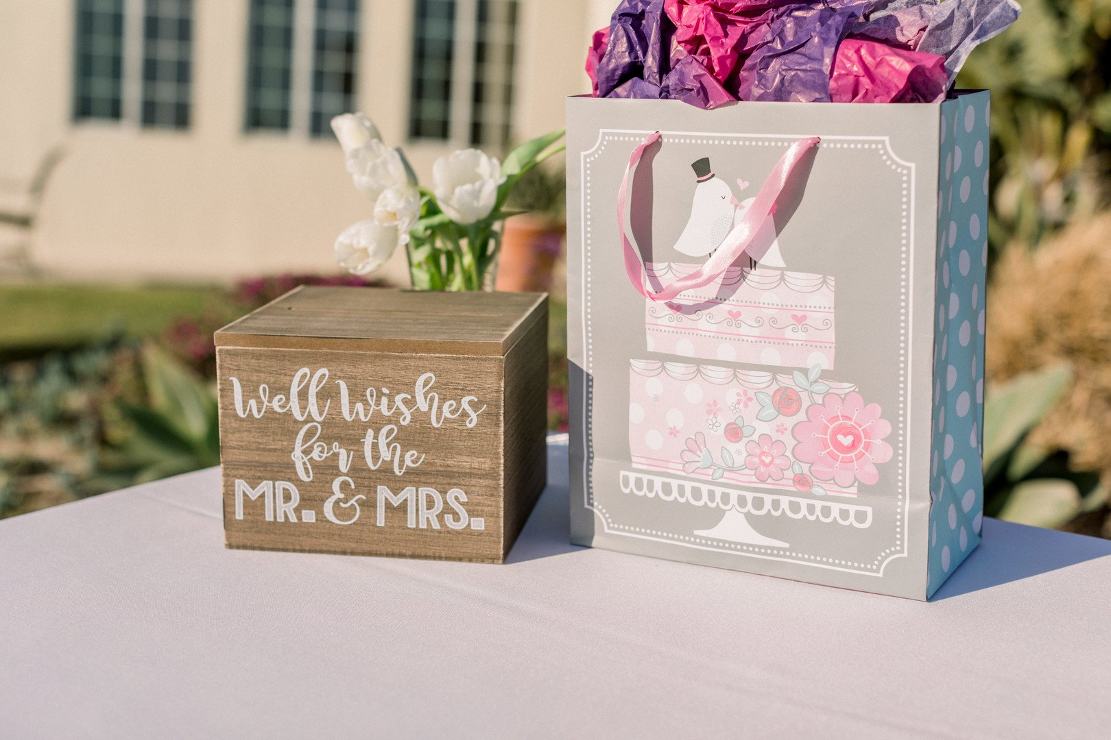www.santabarbarawedding.com | Three16 Photography | Embassy Suites by Mandalay Beach Resort | One Sweet Day | Conroy’s Flowers | Gift Table
