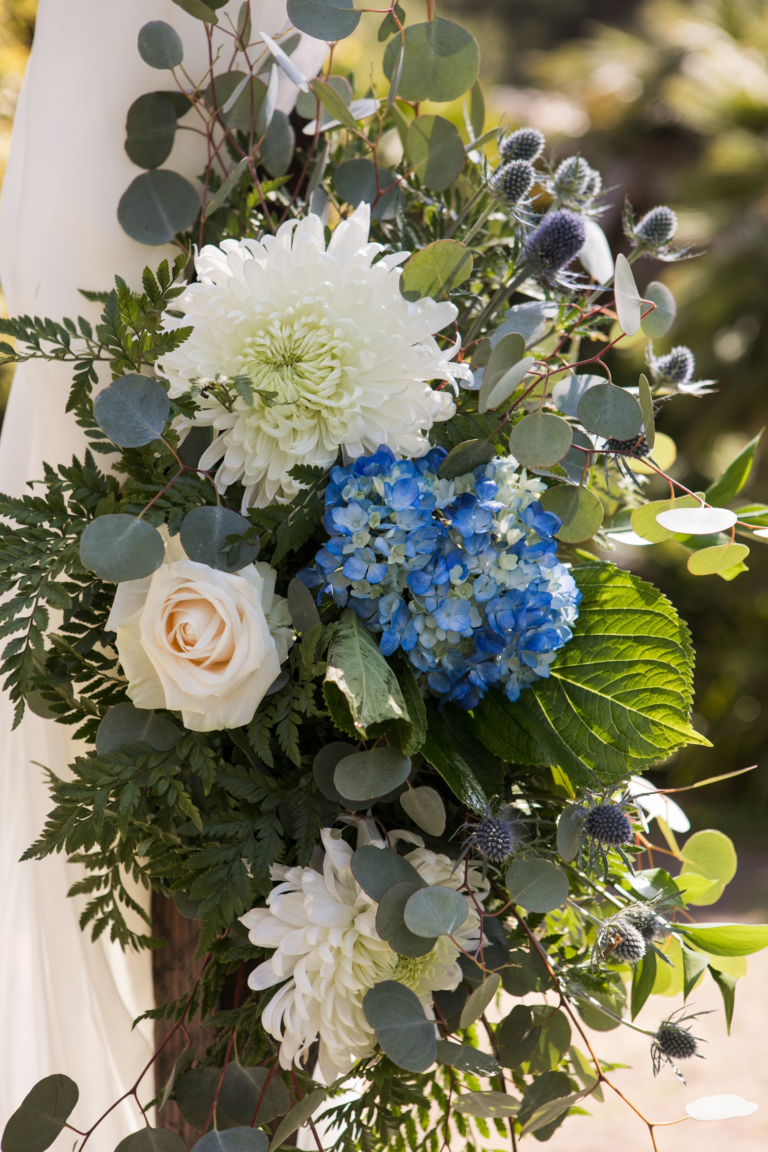 www.santabarbarawedding.com | ByCherry Photography | Santa Barbara Zoo | Events by Rincon | Jespersen Flowers | Florals on the Wedding Arch