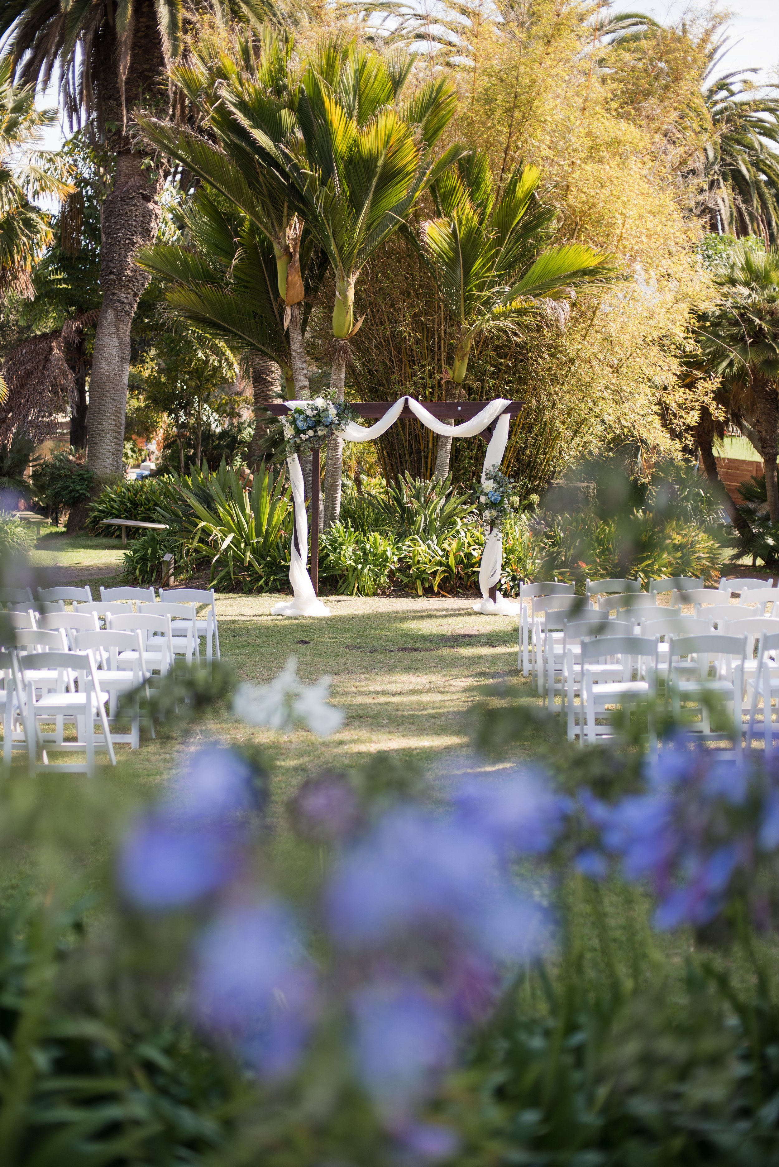 www.santabarbarawedding.com | ByCherry Photography | Santa Barbara Zoo | Events by Rincon | Jespersen Flowers | The Ceremony Set Up