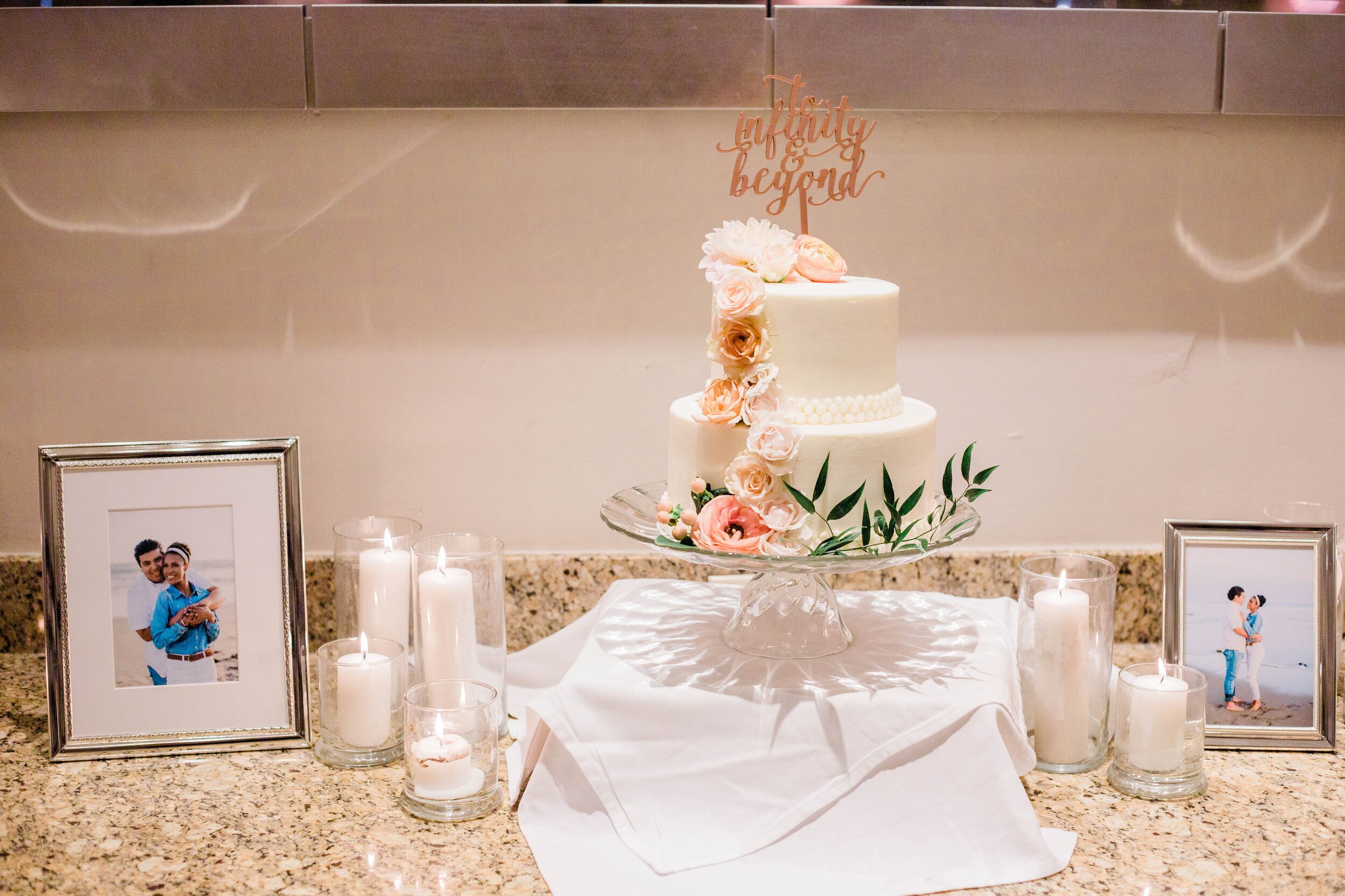 www.santabarbarawedding.com | White Sage Wedding &amp; Events | Amber Jean | Hilton SB Beachfront Resort | Ojai Blooms | Amigo Party Rentals | Enjoy Cupcakes | Wedding Cake 