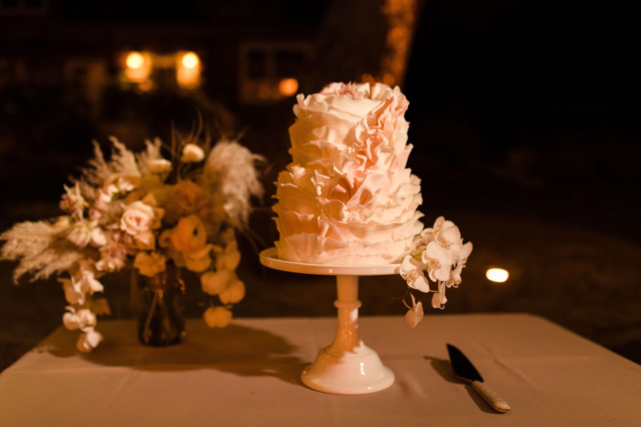 www.santabarbarawedding.com | White Sage Wedding &amp; Events | Burgundy Blue | Marlies Hart | Frog Creek Lavender Farm | Ojai Blooms | In the Mix Events | Lele Patisserie | Wedding Cake