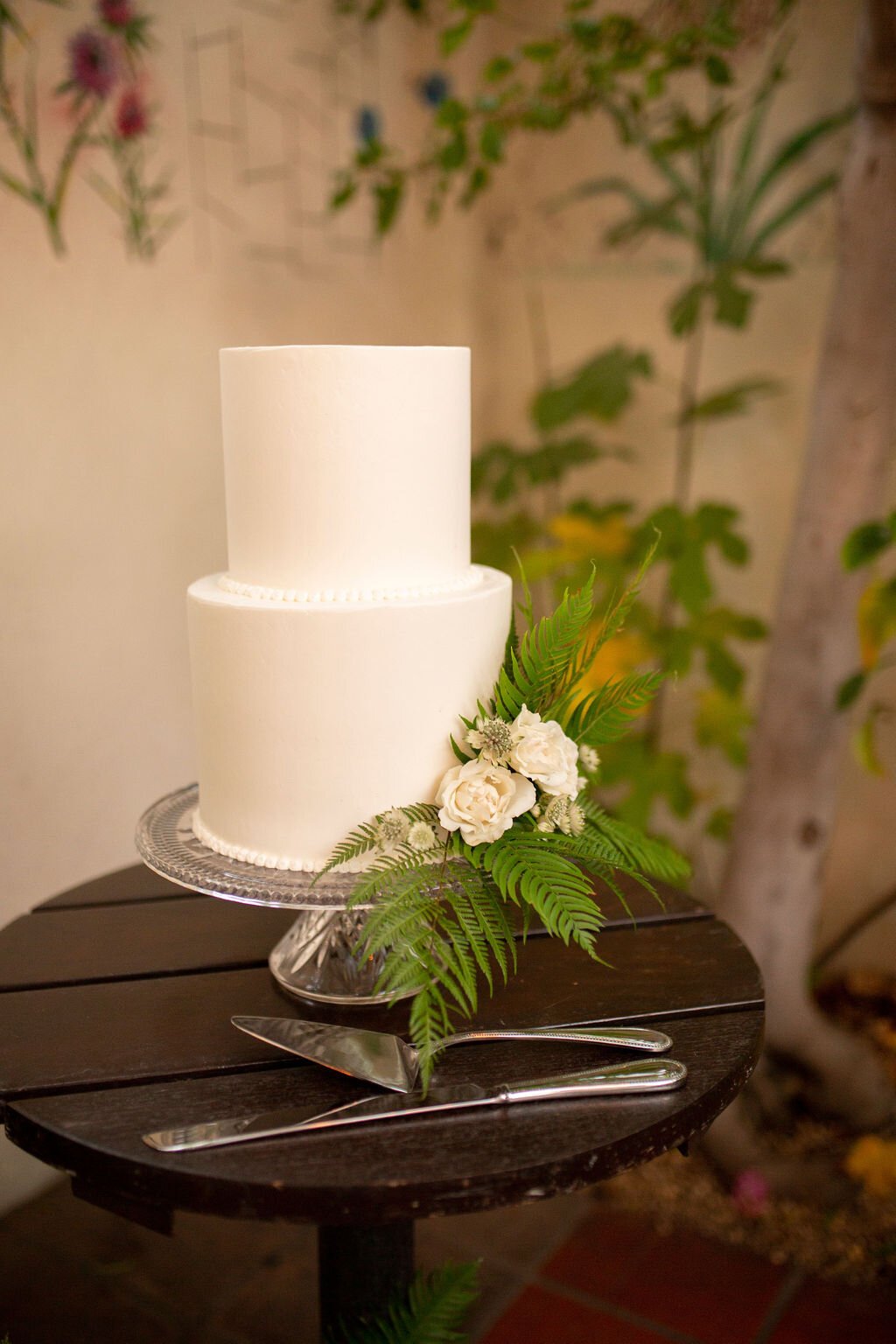 www.santabarbarawedding.com | Kristen Beinke Photography | Megan Rose Events | Loquita | Anna Le Pley Taylor | The Tent Merchant | Lele Patisserie | The Wedding Cake