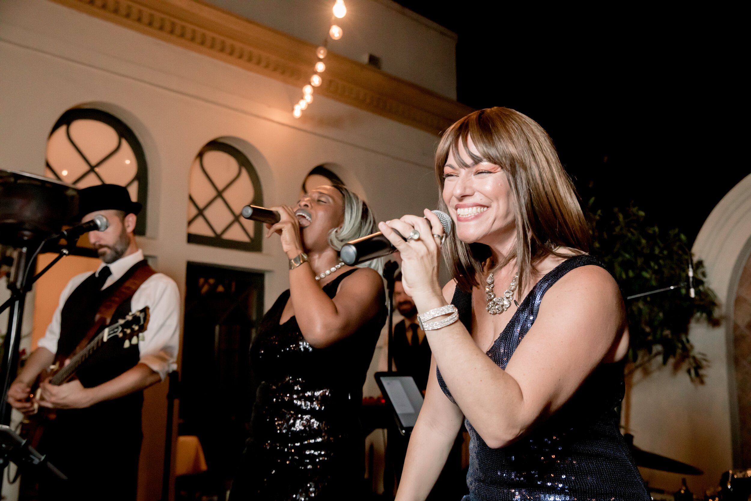 www.santabarbarawedding.com | Rewind Photography | Santa Barbara Club | The Replicas Music | Singers at the Reception