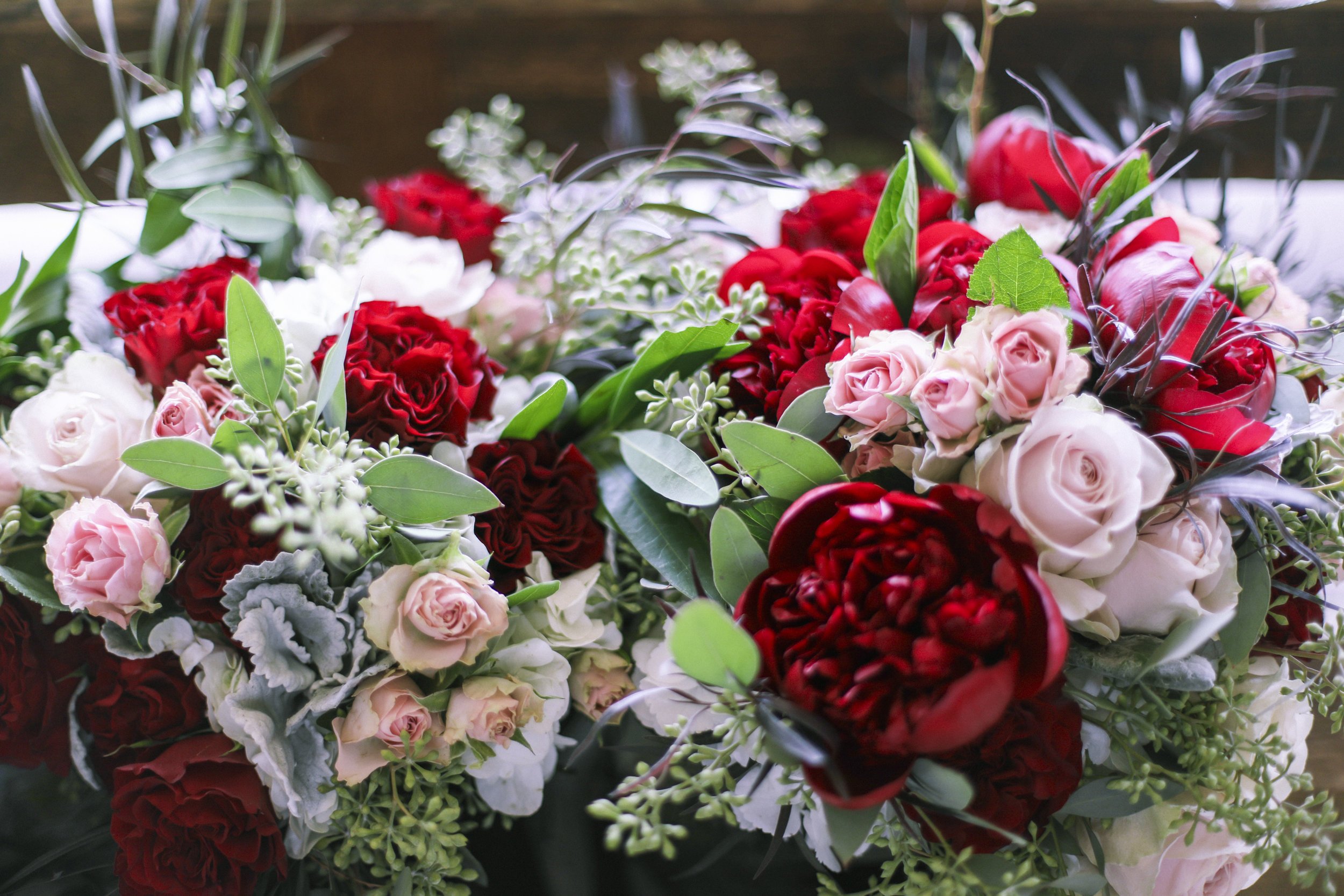 www.santabarbarawedding.com | Joseph Henry Photo | Sunstone Winery | Floral Arrangement