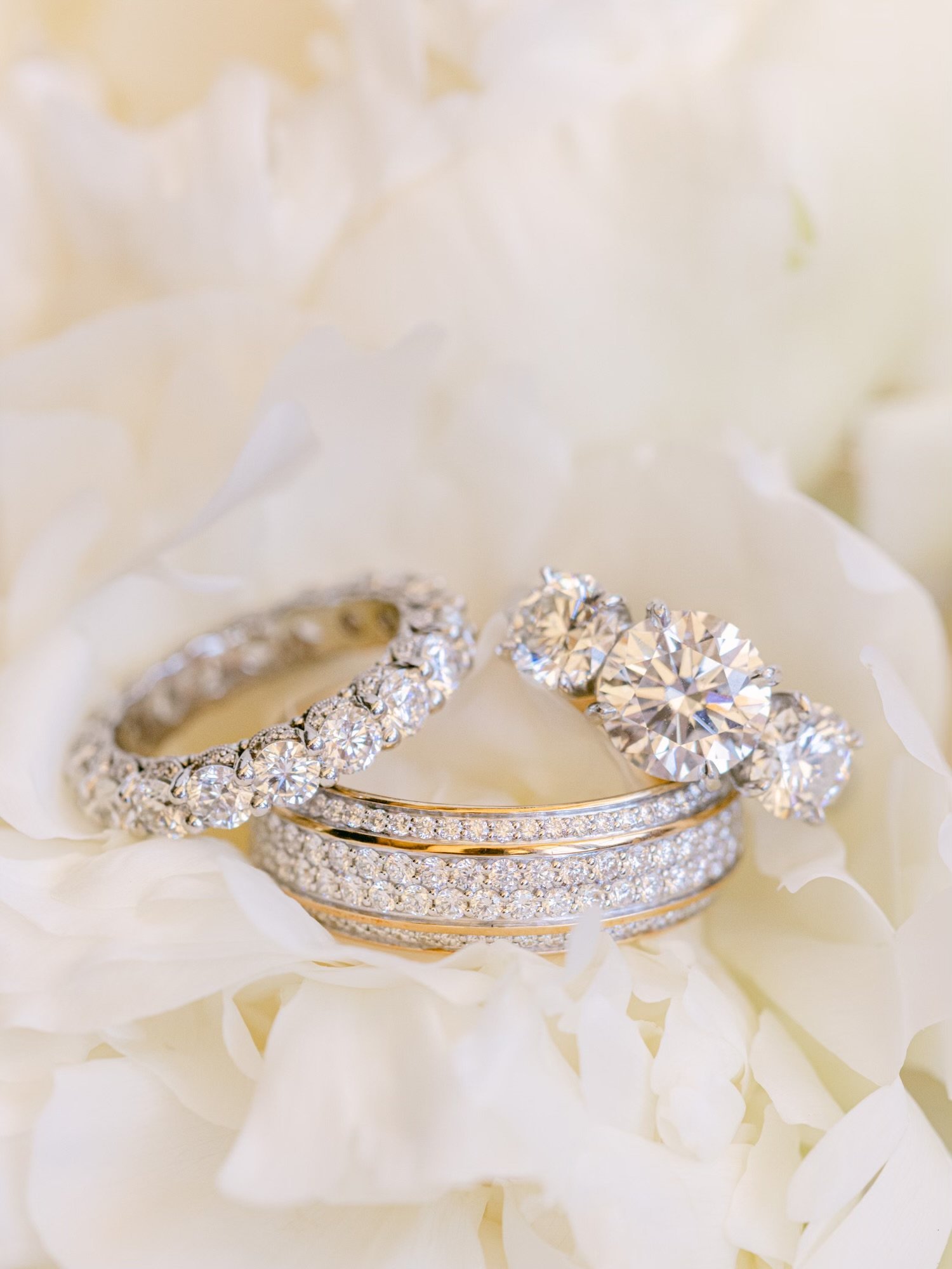 www.santabarbarawedding.com | Paul Von Rieter | Sunstone Villa | Lisa Lafferty | Shawna Yamamoto | Bride and Groom’s Wedding Rings Closeup