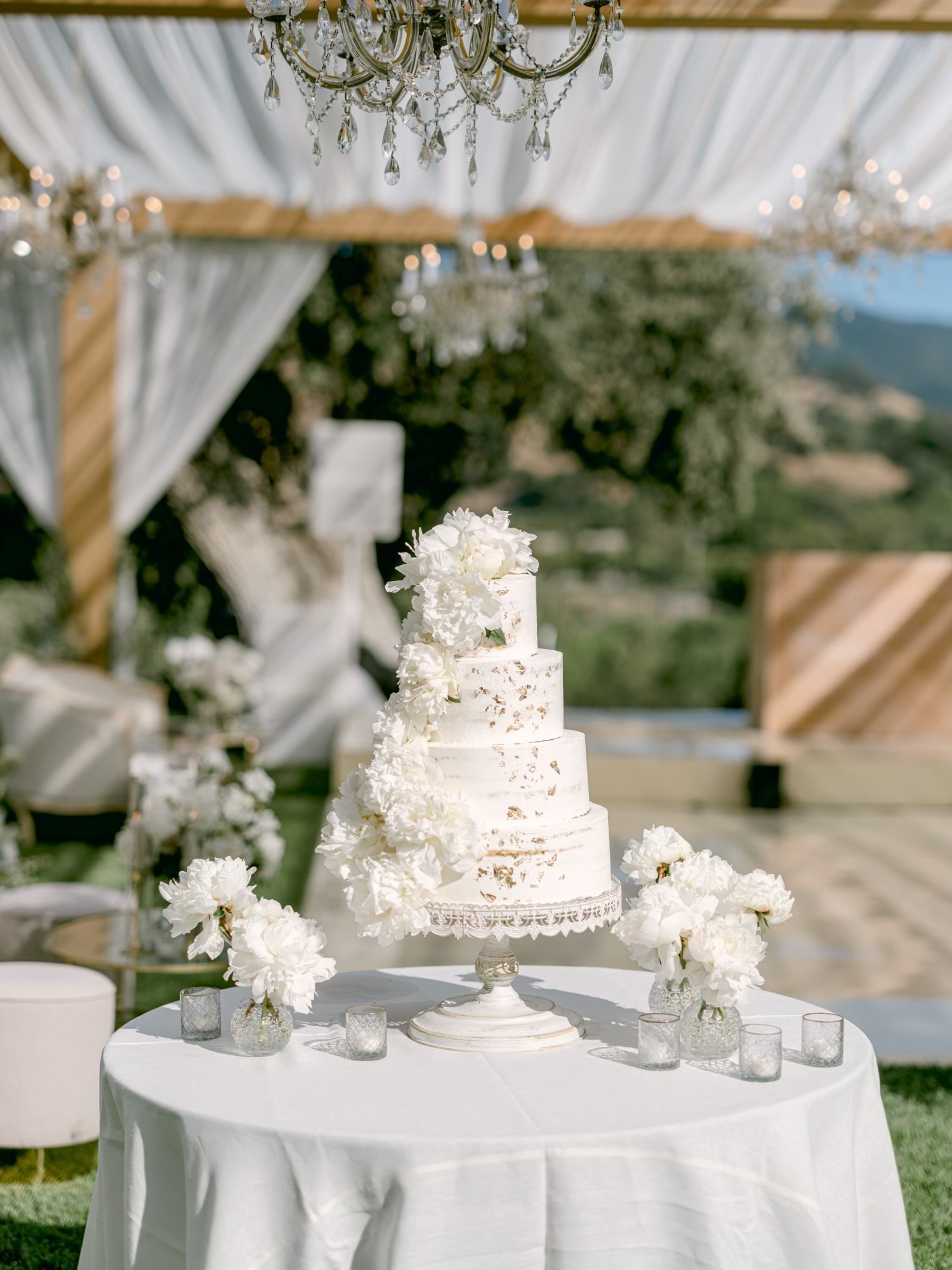www.santabarbarawedding.com | Paul Von Rieter | Sunstone Villa | Lisa Lafferty | Shawna Yamamoto | MTB Event Rentals | Town &amp; Country | Room for Cake | Four-Tier Wedding Cake 